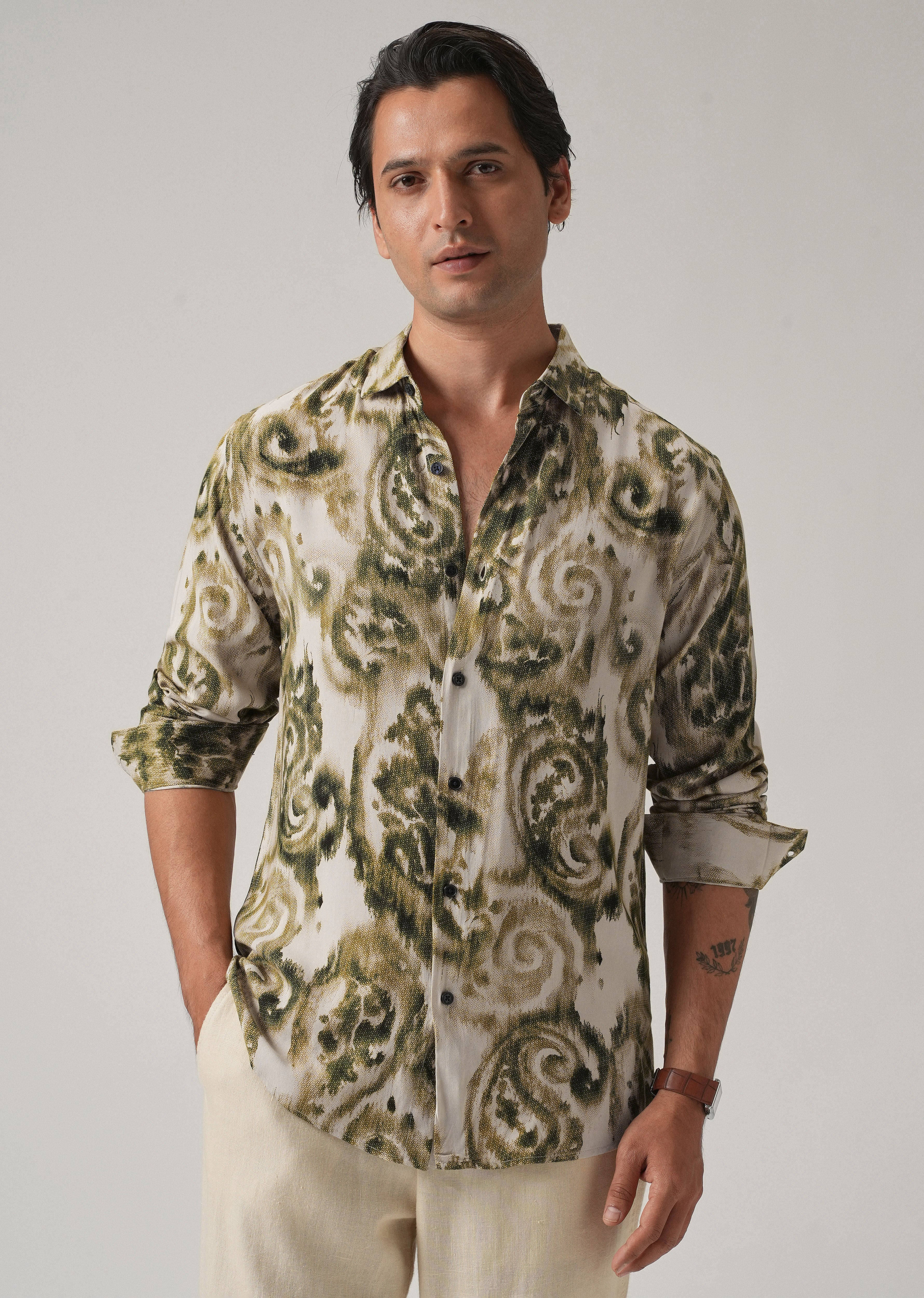 Green Distort Paisley Print Feather Shirt