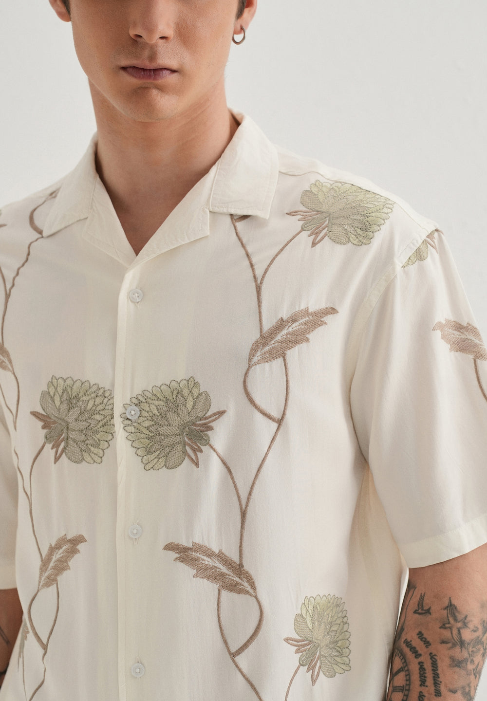 Green Floral Front Embroidery Shirt