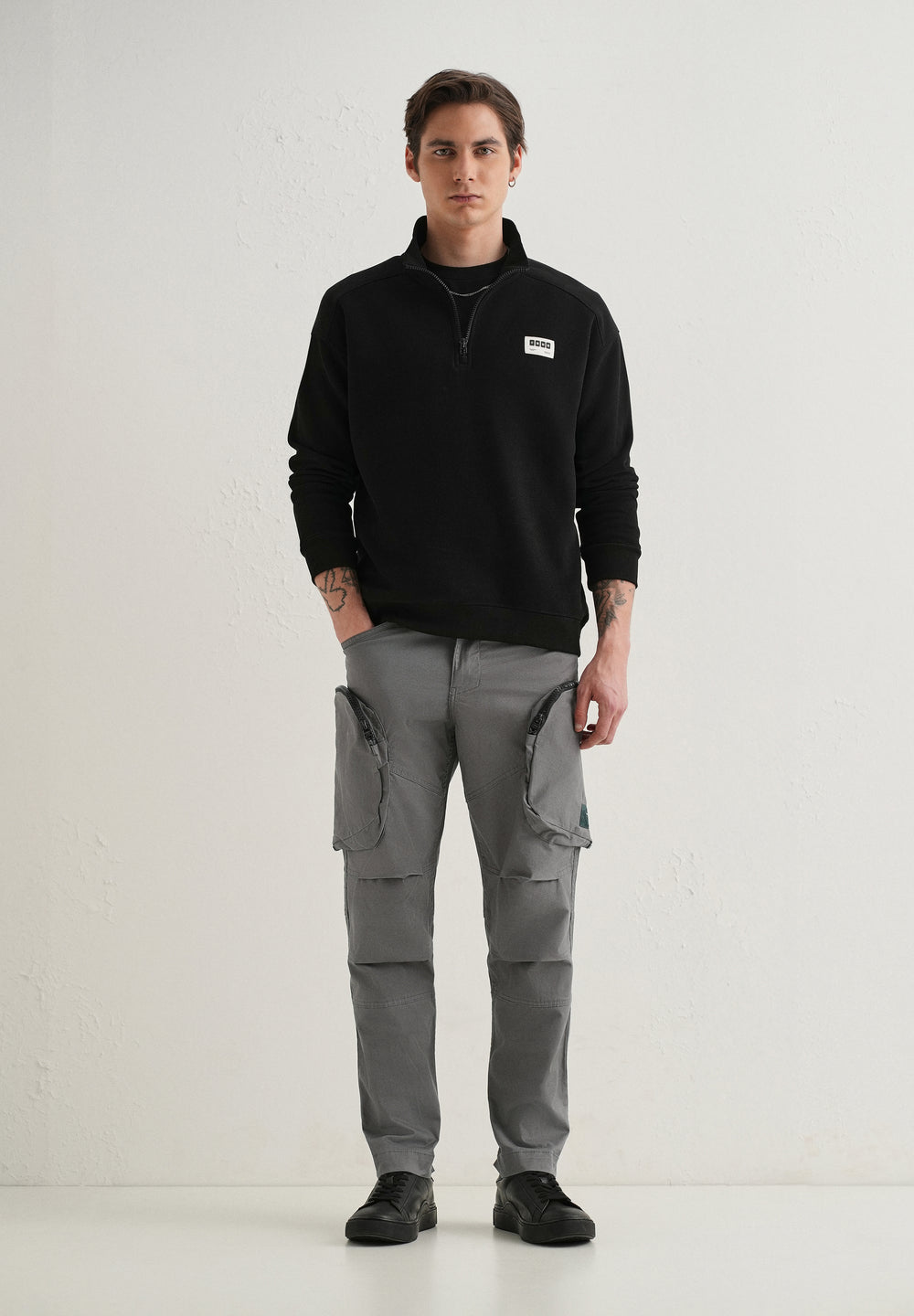 Gris Gray Zipper Cargo Pant