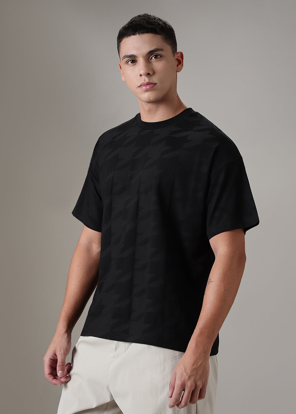 Herringbone Pattern Black Oversized T-shirt