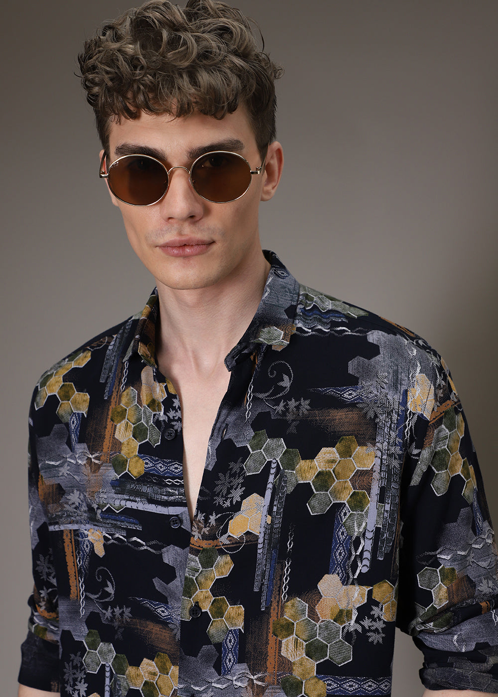 Hexa Print Feather Shirt