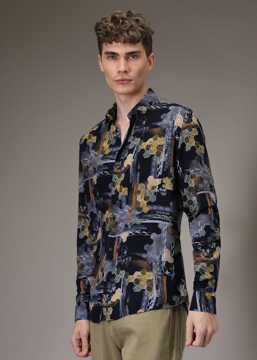 Hexa Print Feather Shirt