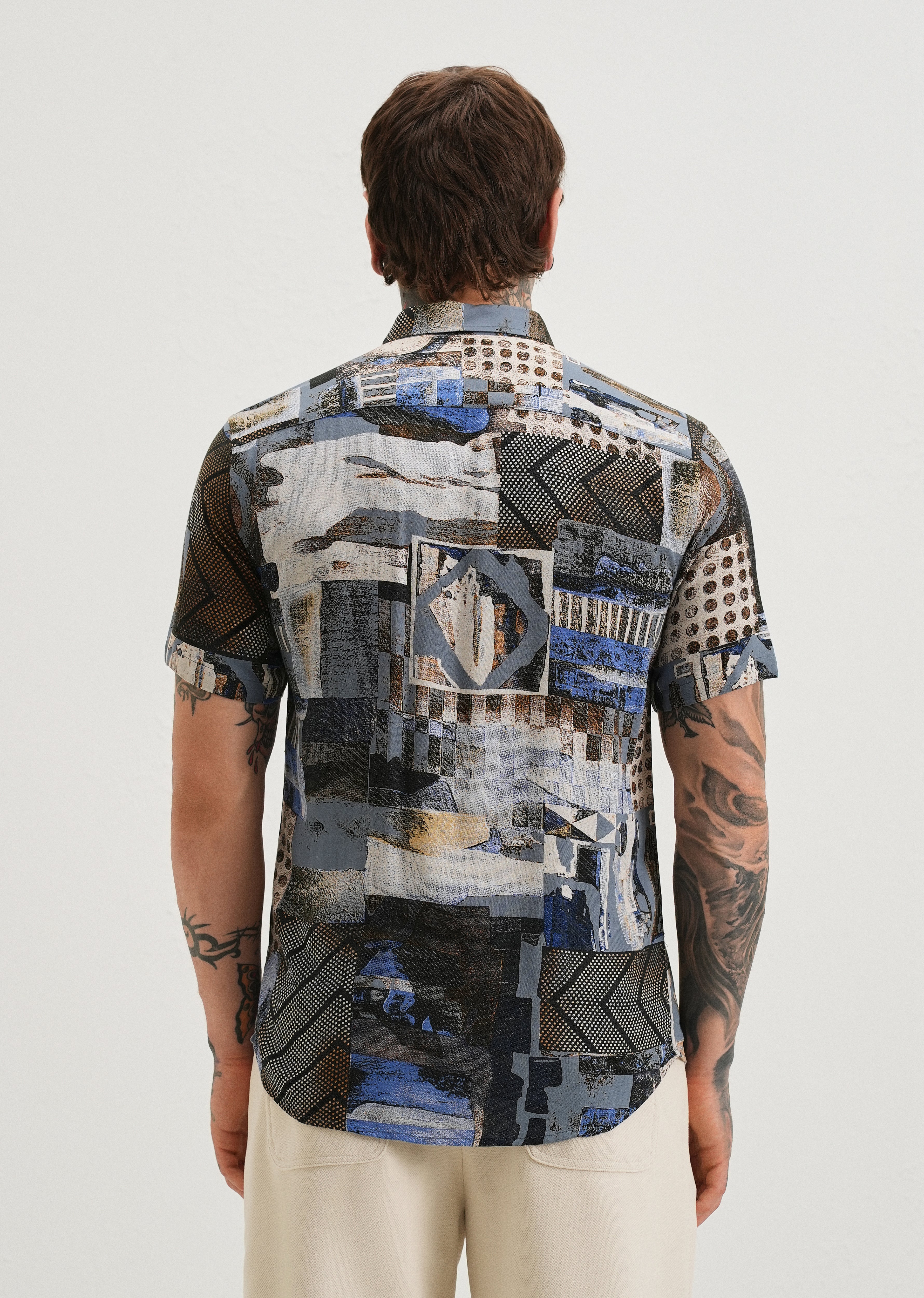 Lattice Blue Feather shirt