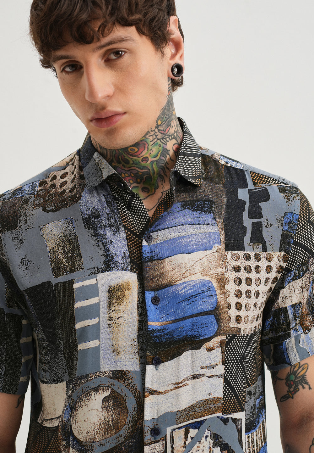 Lattice Blue Feather shirt