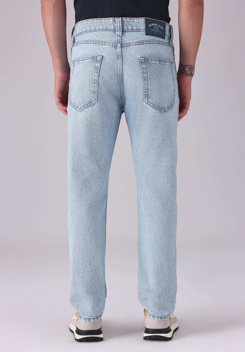 Light Wash Carrot Fit Jeans