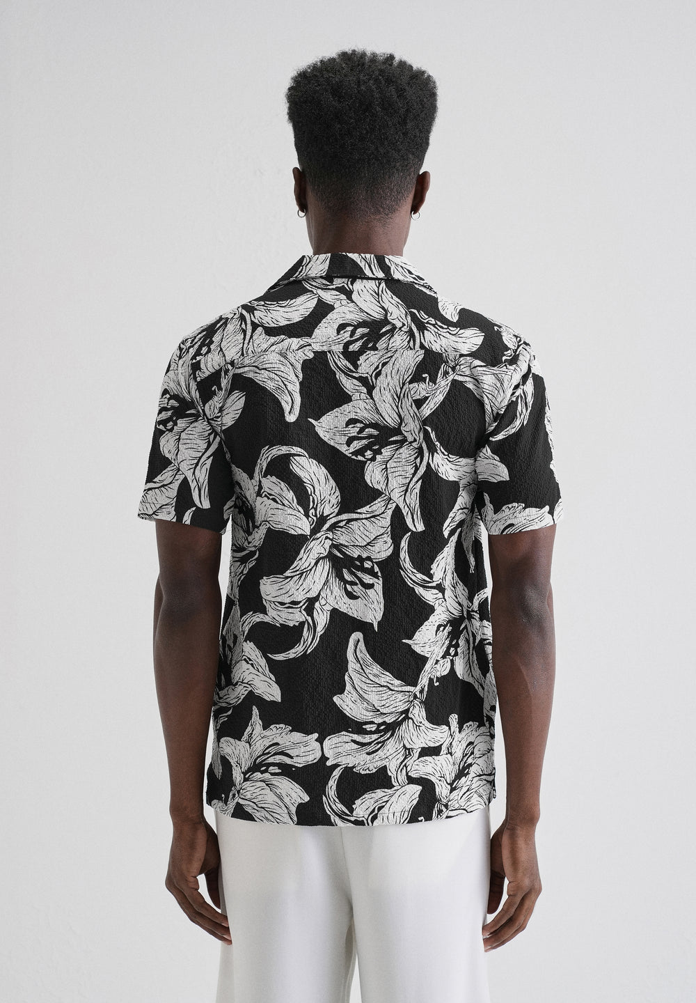 Lily Print White Popcorn Shirt