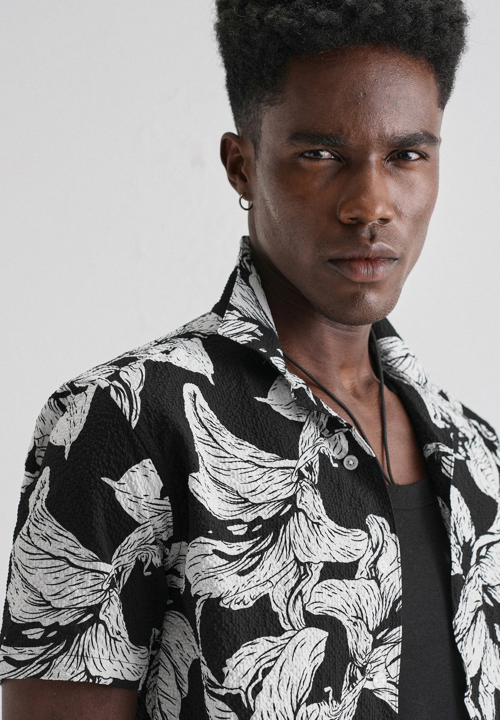 Lily Print White Popcorn Shirt