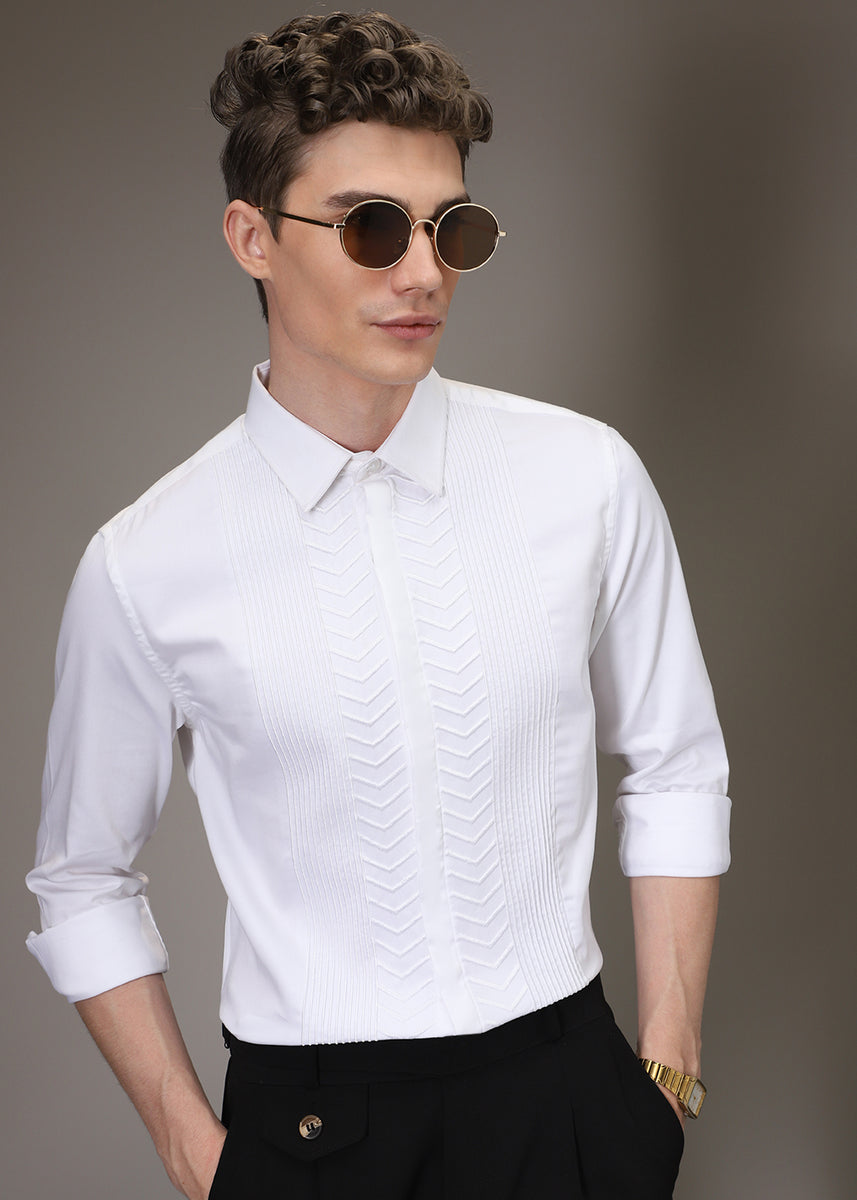 LineNeedleWorkWhiteShirt_3_120 