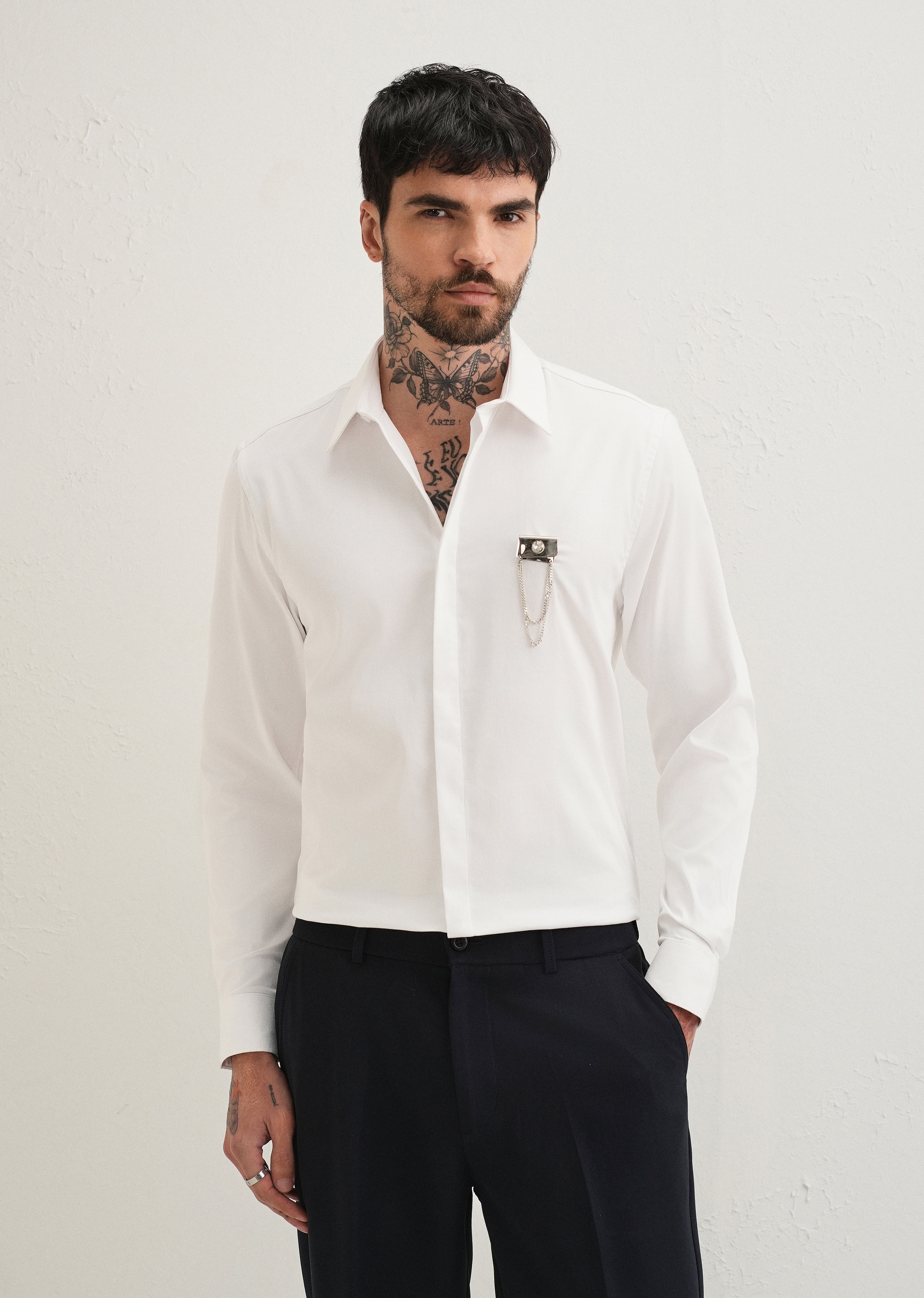 Metallic Chain Brooch White Designer Shirt