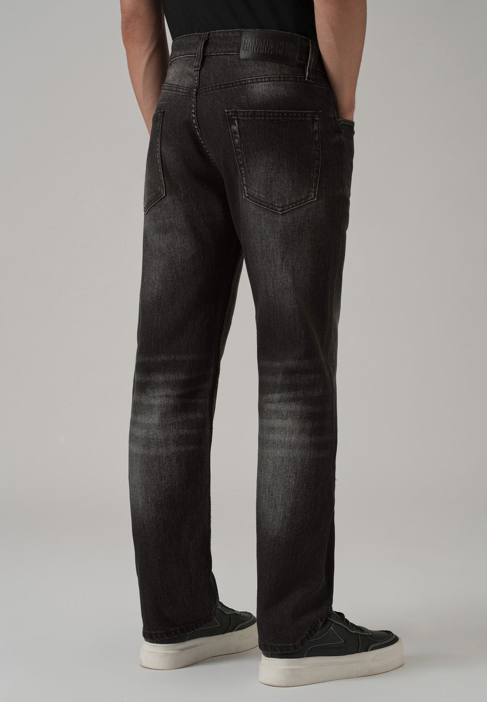 Mid Fade Black Straight Fit Jeans