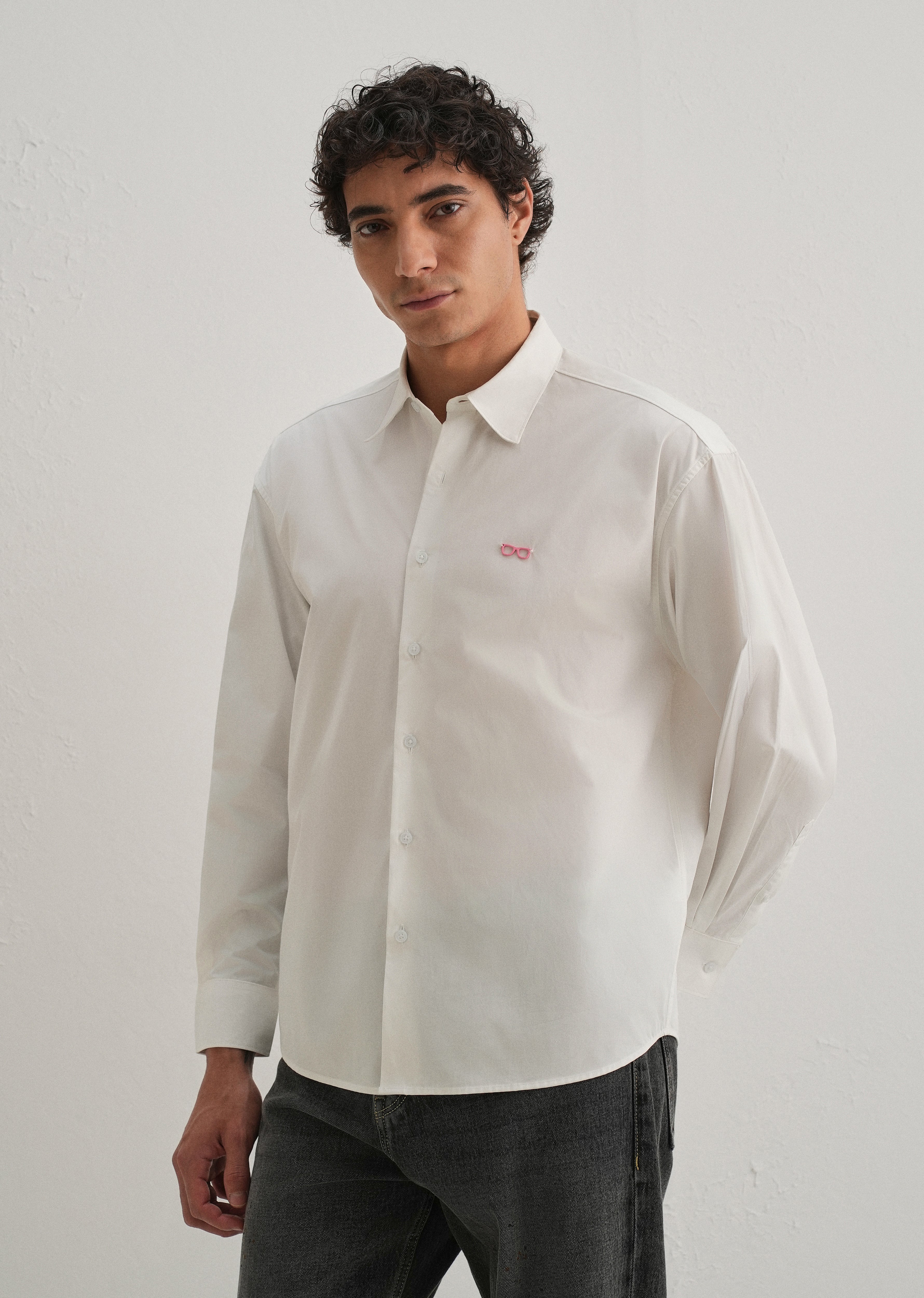Mini Frame Accent White Cotton Shirt