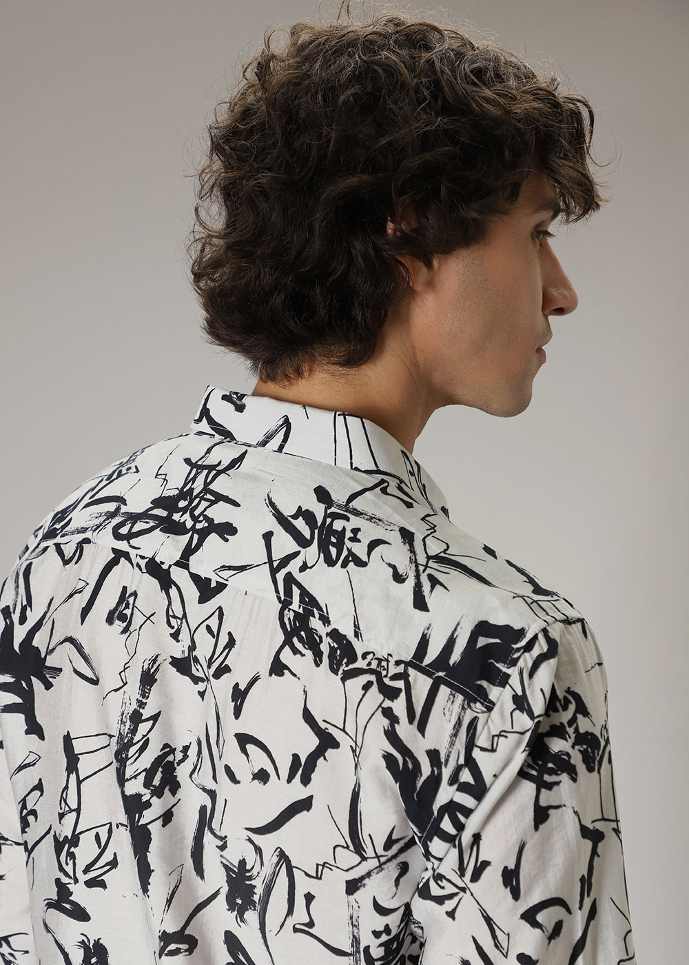 Monochromatic Abstract Print Shirt