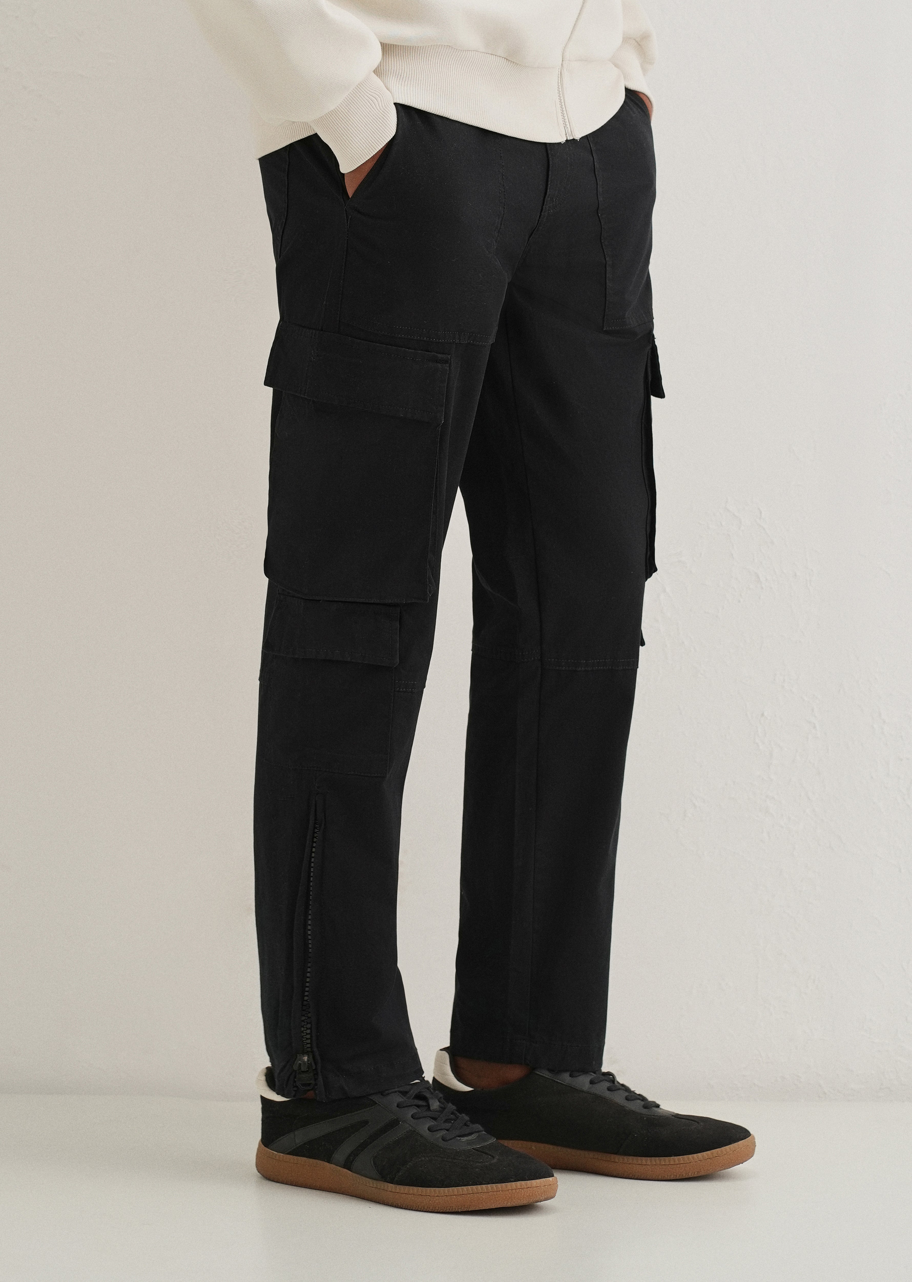 Nero Black Zipper Cargo Pant