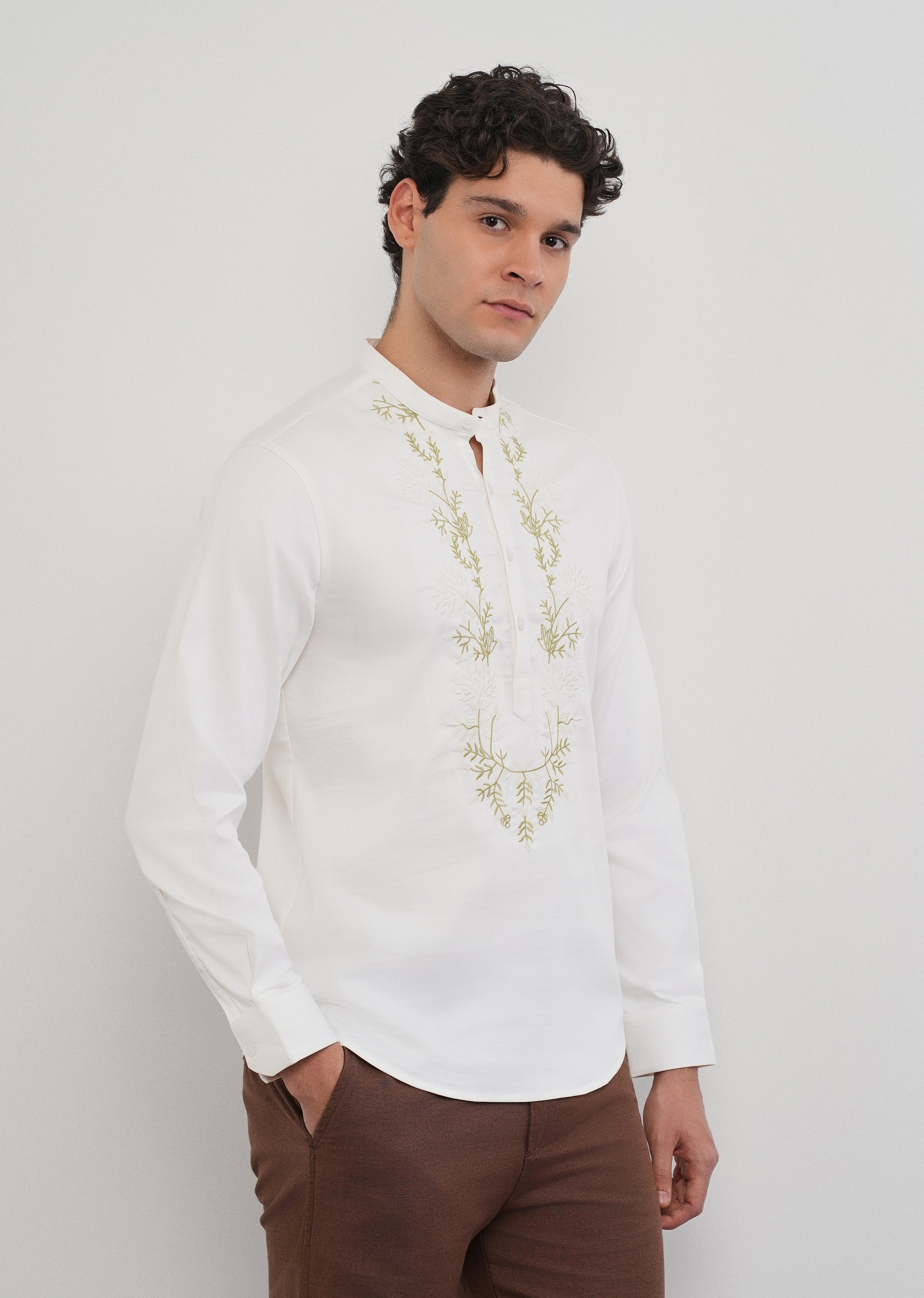 Off-White Floral Embroidered Short Kurta
