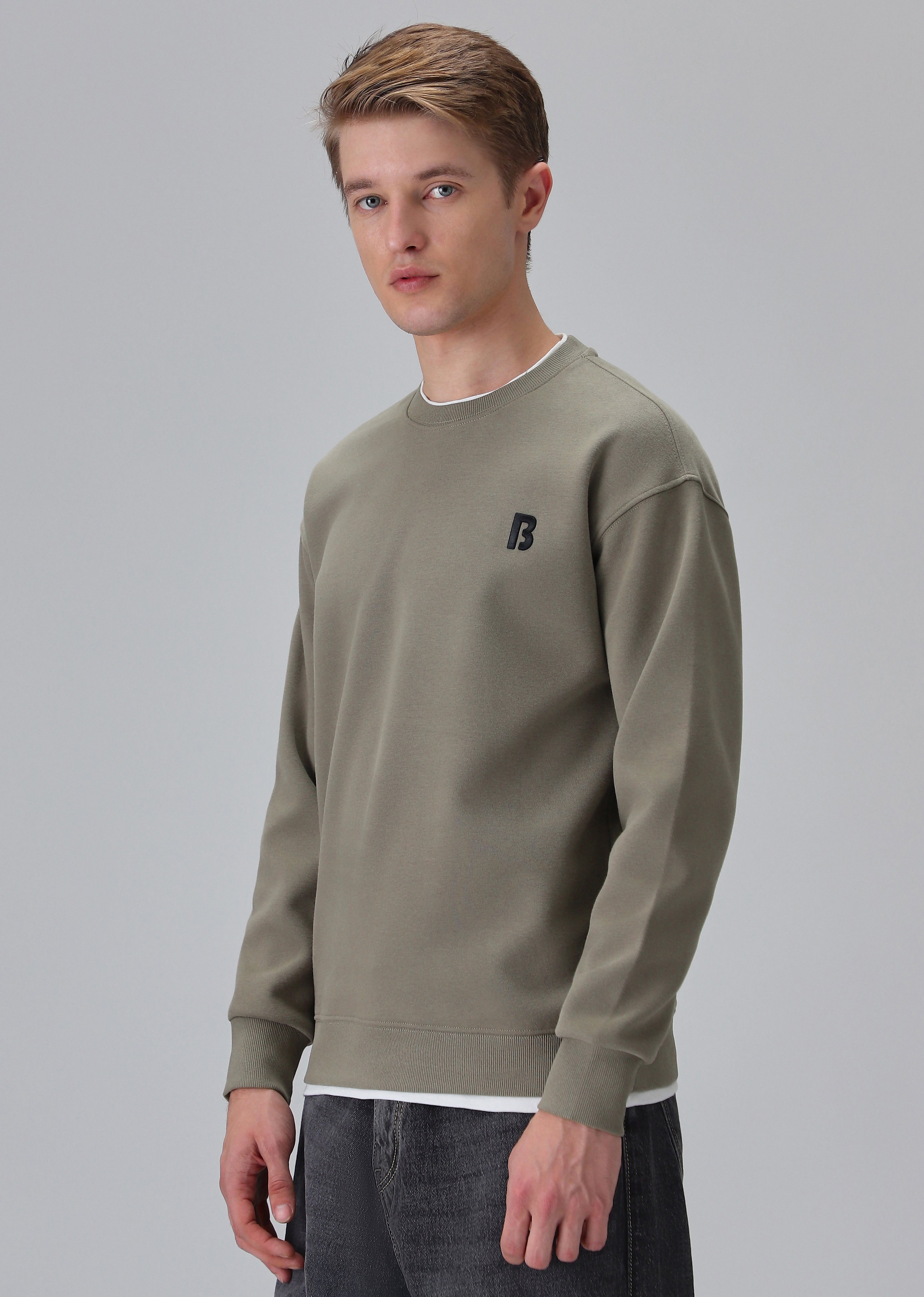 Olive White Contrast Sweatshirt