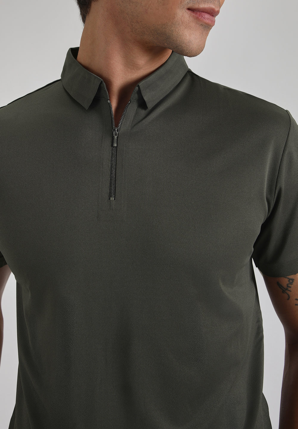 Olive Zipper Stitchless Polo T-shirt