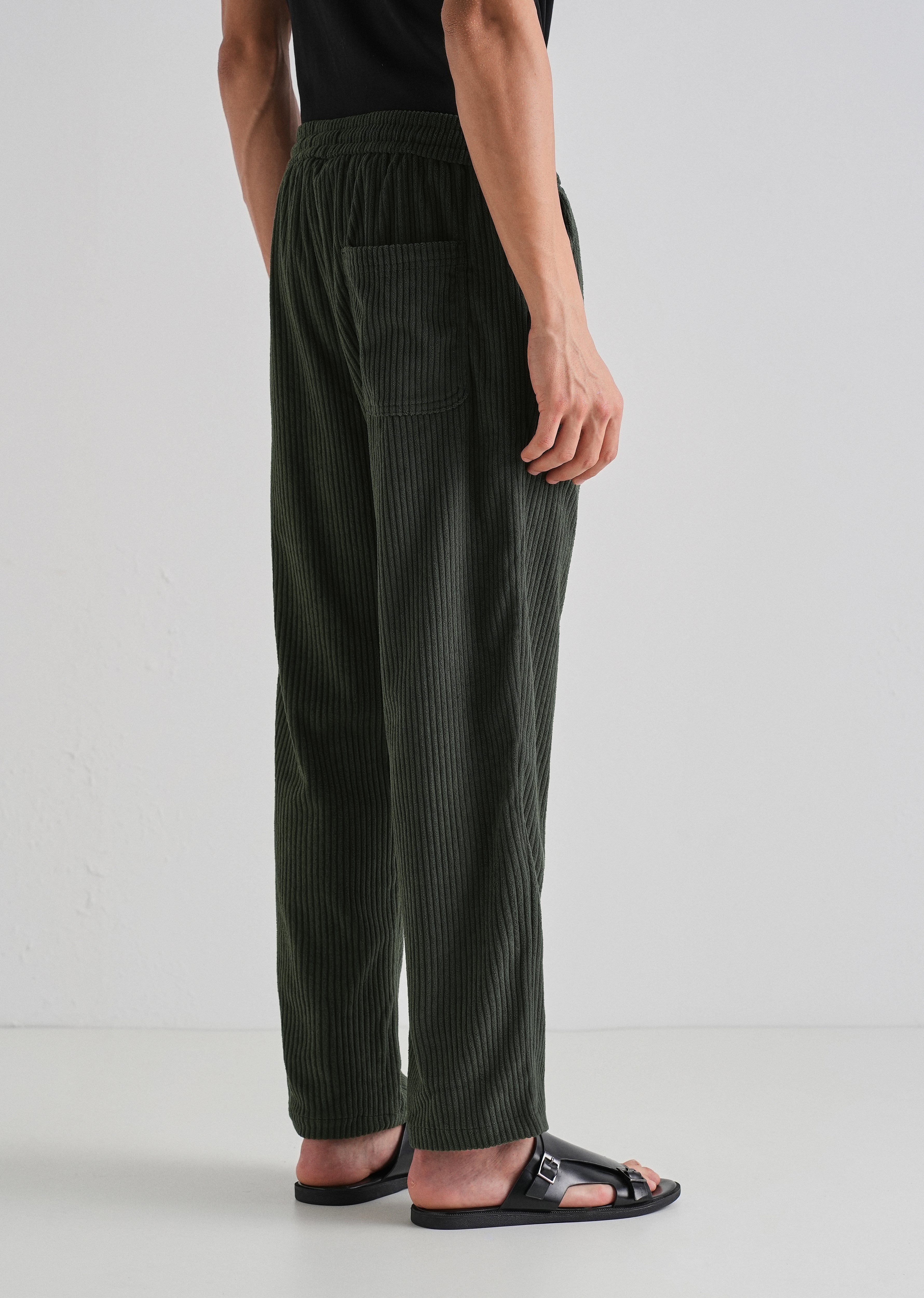 Olivine Corduroy Pant