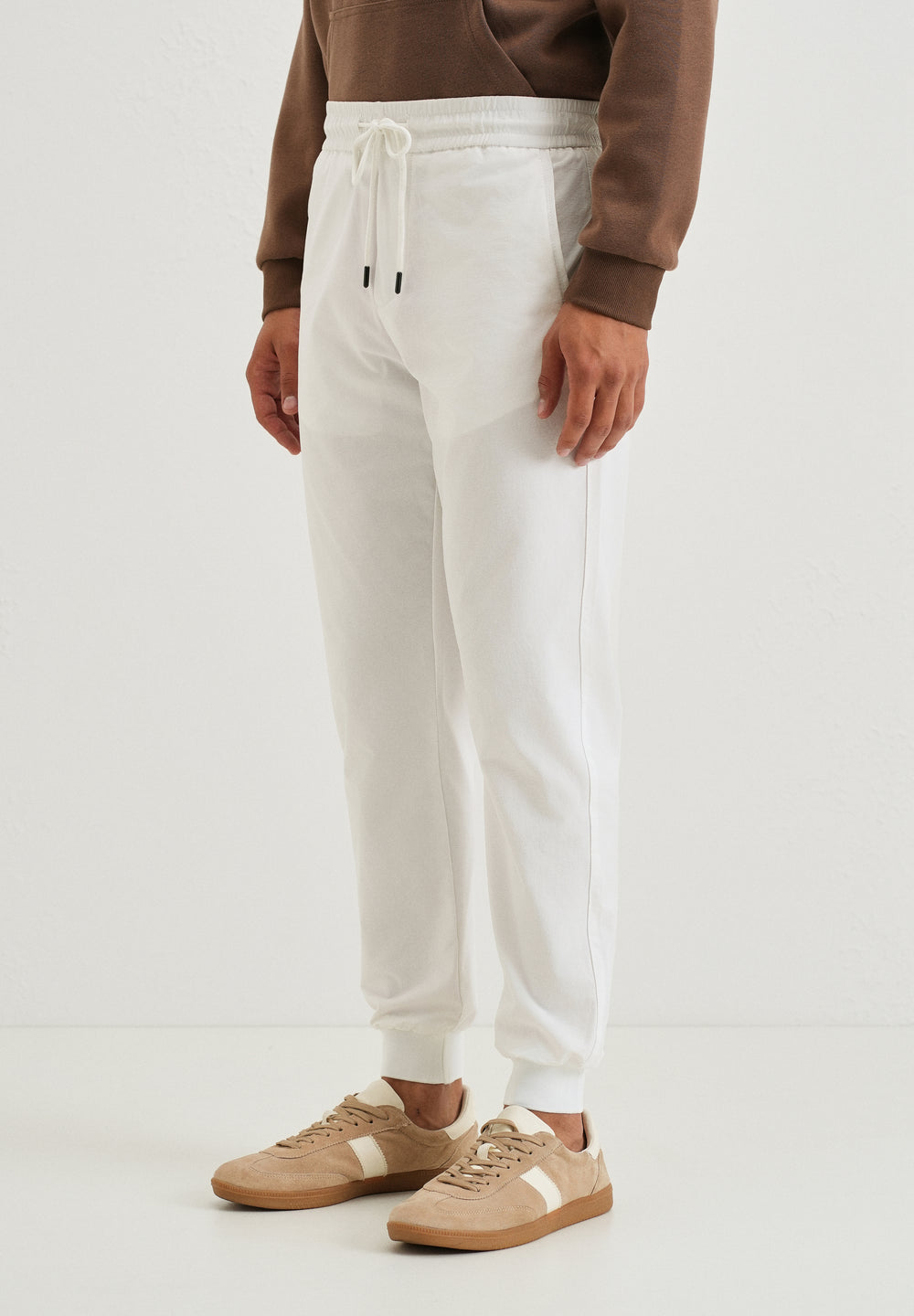 Pacific White Jogger