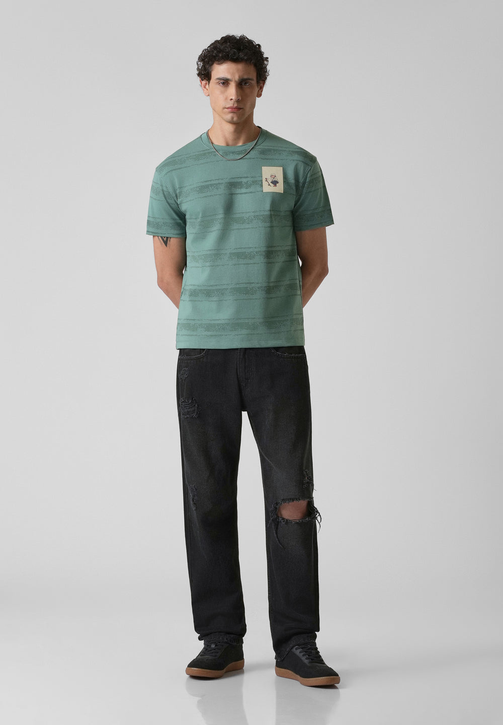 Green Horizontal Strip Printed Slim Fit T-shirt