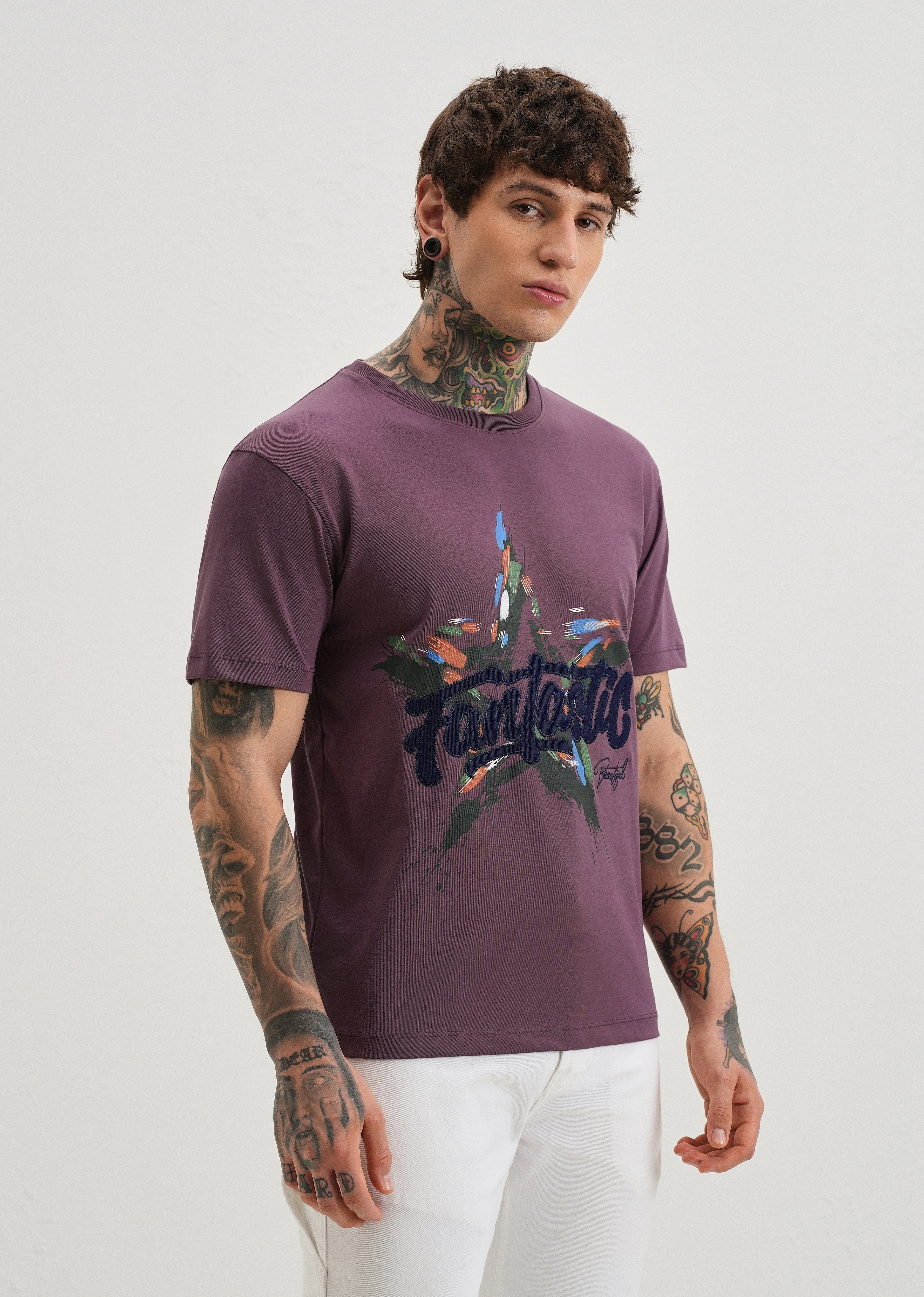 Violet Graphic Print Embroidery T-shirt