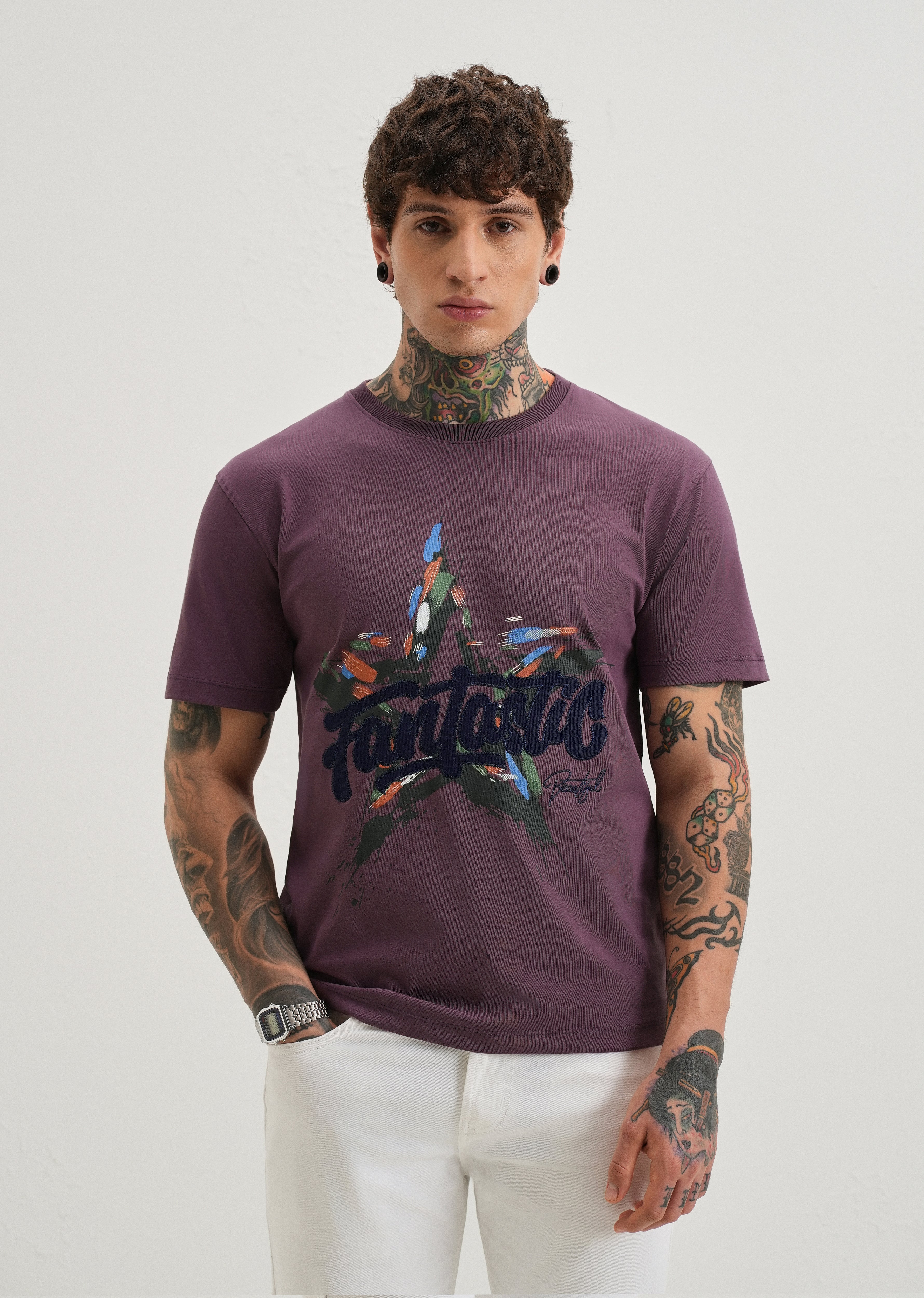 Violet Graphic Print Embroidery T-shirt