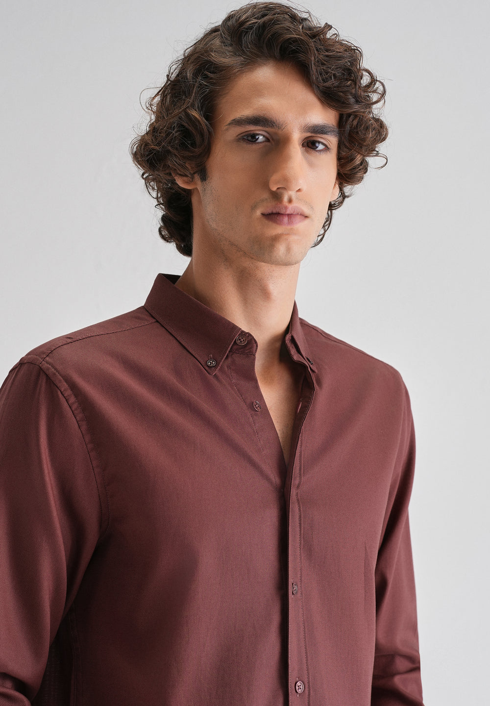 Red Ochre Plain Blended Cotton Regular Fit Shirt