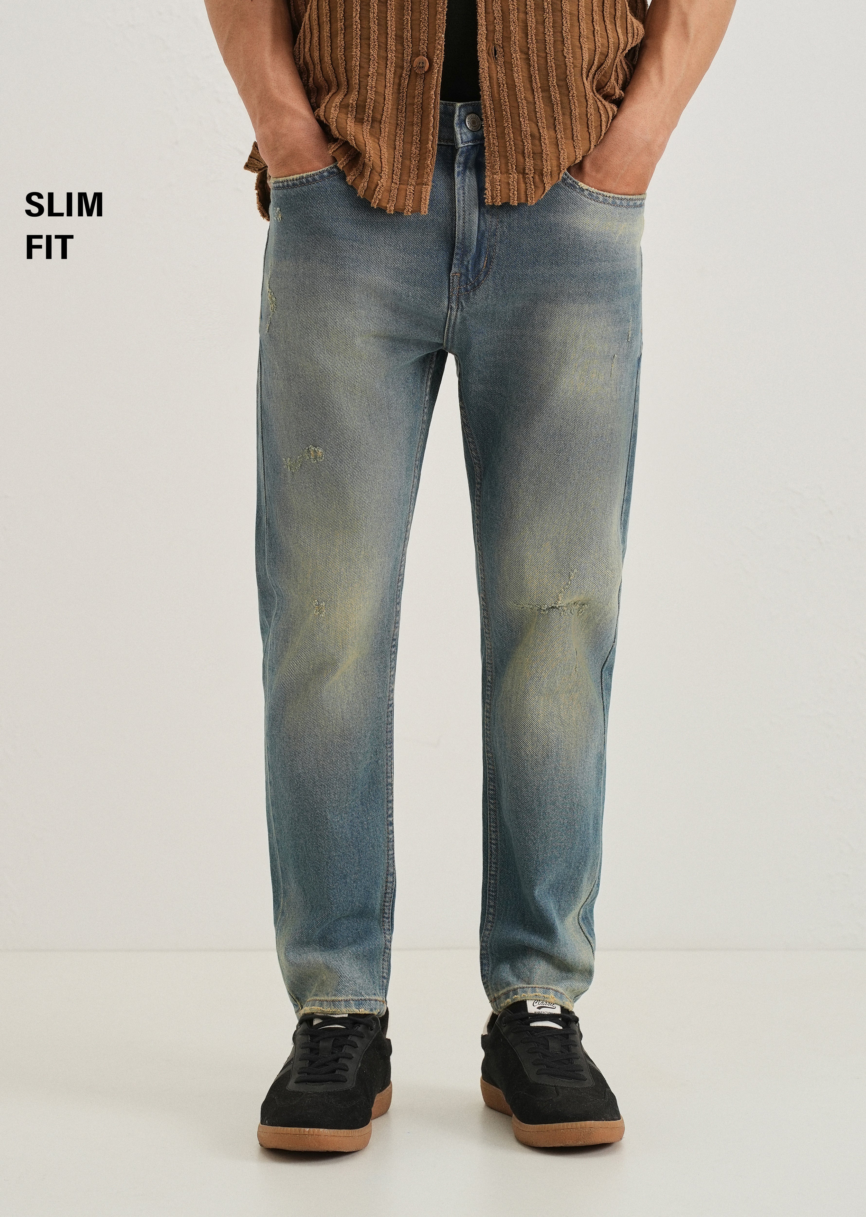 Ripped Light Blue Slim fit Jeans