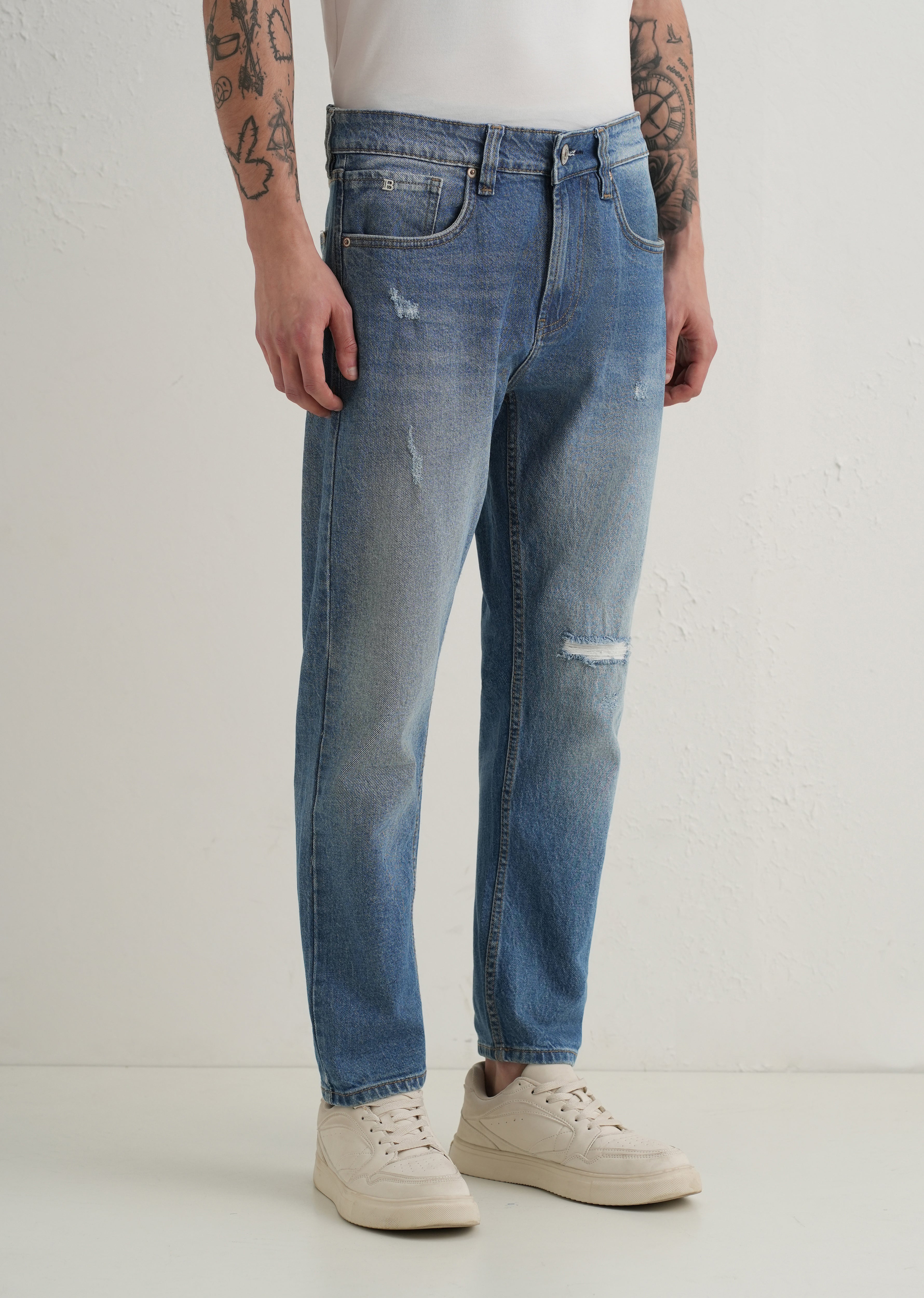 Ripped Fade Slim fit Jeans