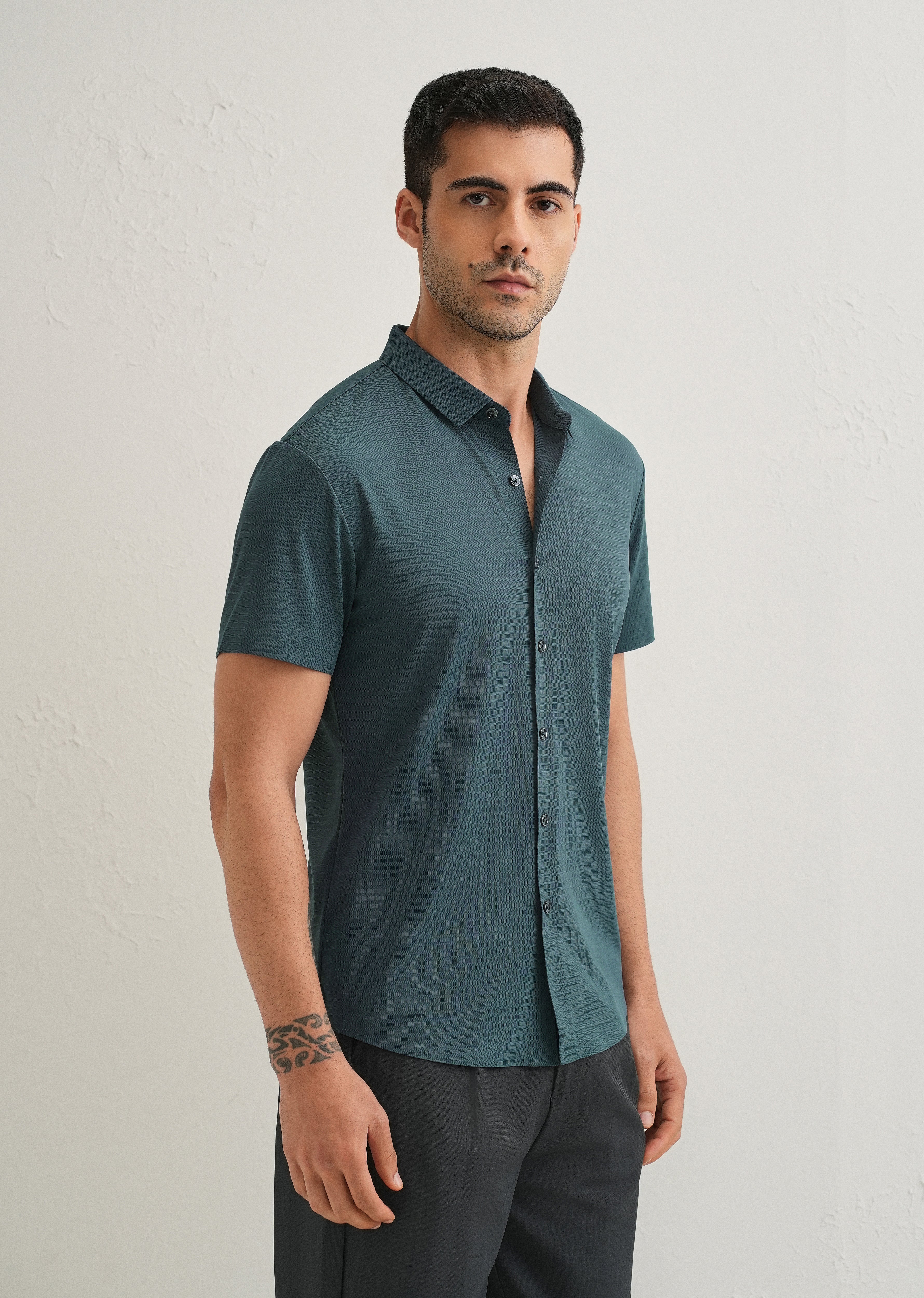 Self Pattern Cyan Stitchless Shirt