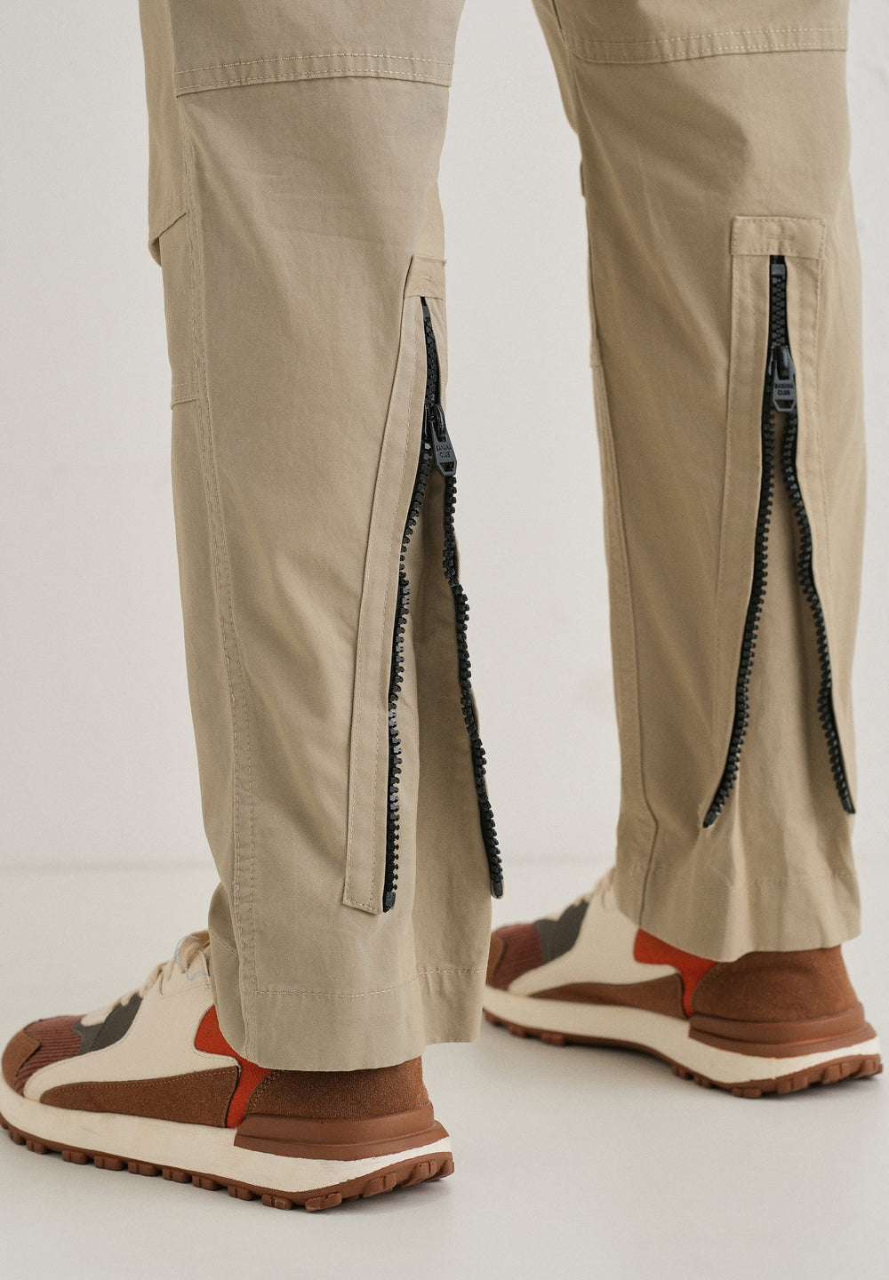 Soft Beige Zipper Cargo Pant