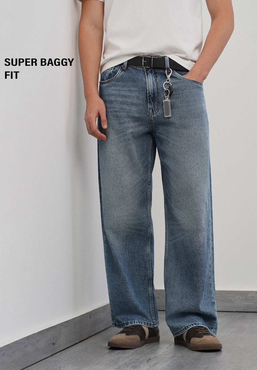 Super Baggy Tinted Blue Jeans