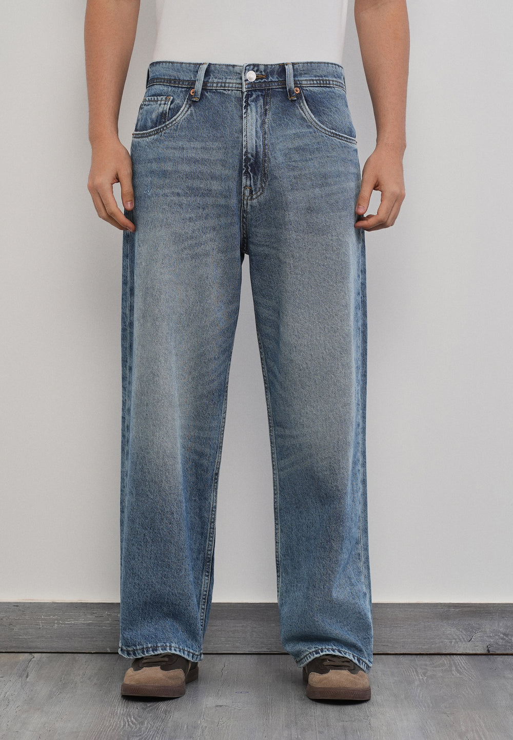 Super Baggy Tinted Blue Jeans