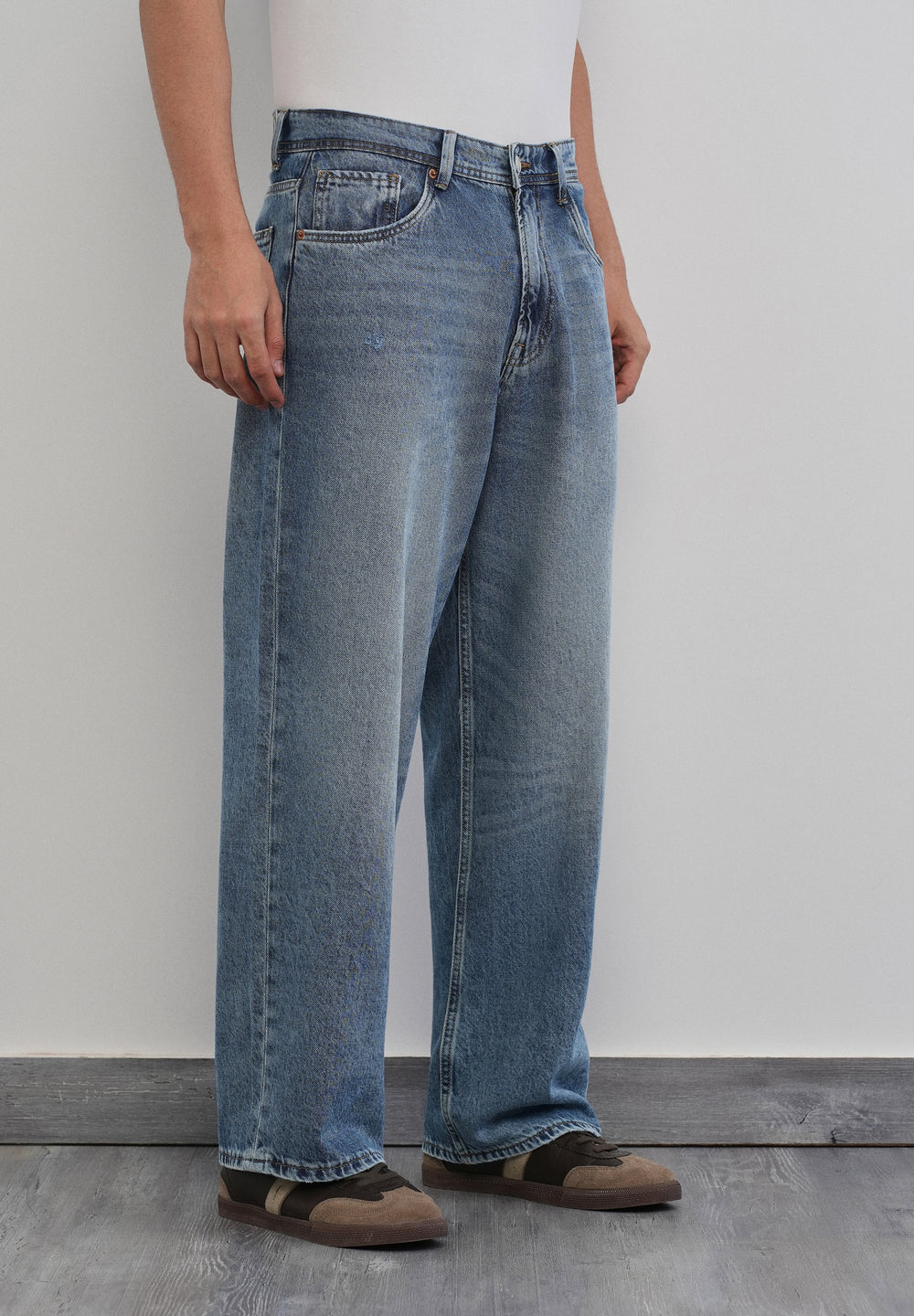 Super Baggy Tinted Blue Jeans