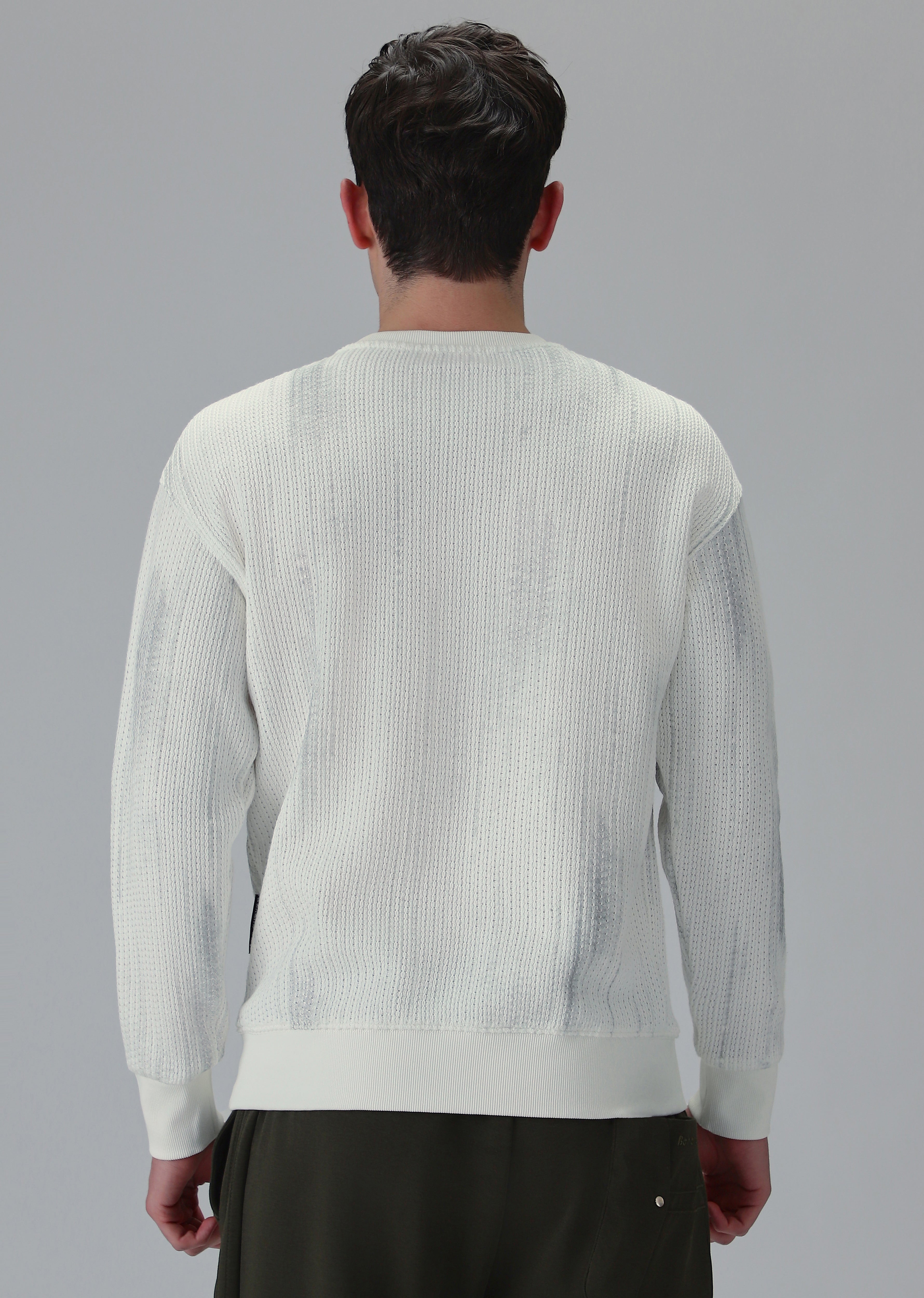 Textured Knit White Sweatshirt