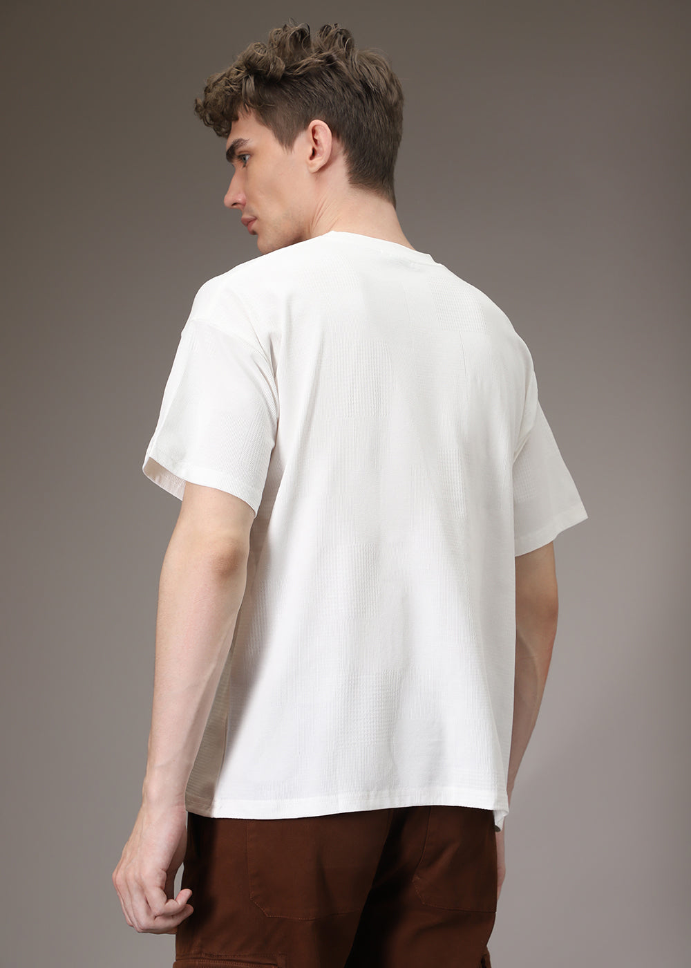 Textured Patterned White T-shirt