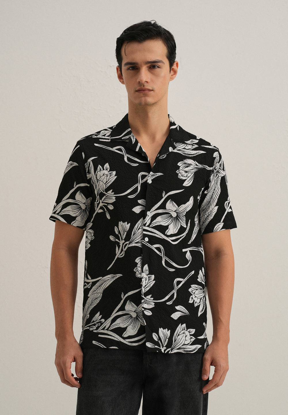 Tulip White Print Popcorn Shirt