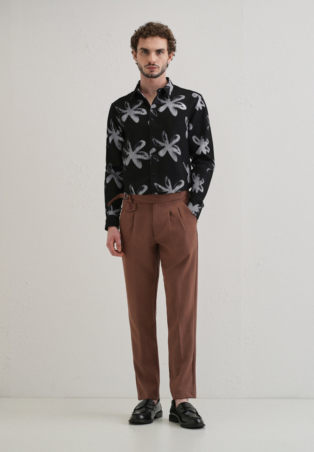 Twig Flower Waffle Dobby Black Shirt