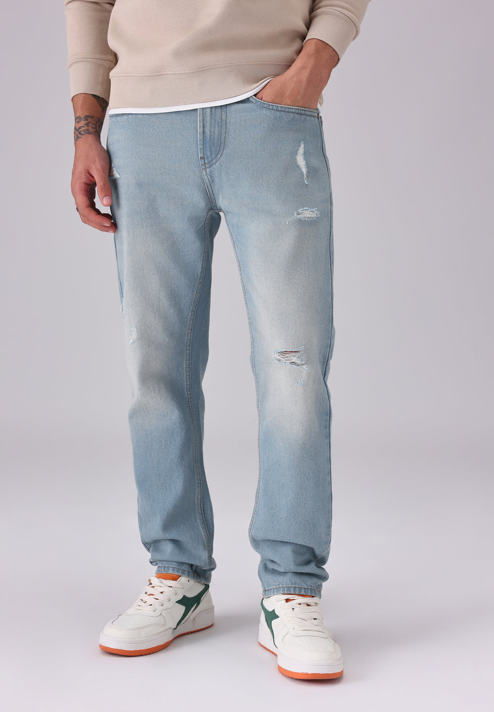 Wash Blue Ripped Carrot Fit Jeans