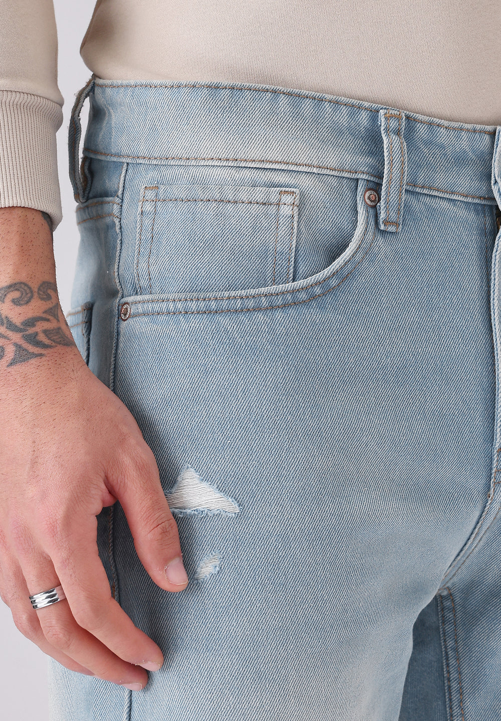 Wash Blue Ripped Carrot Fit Jeans