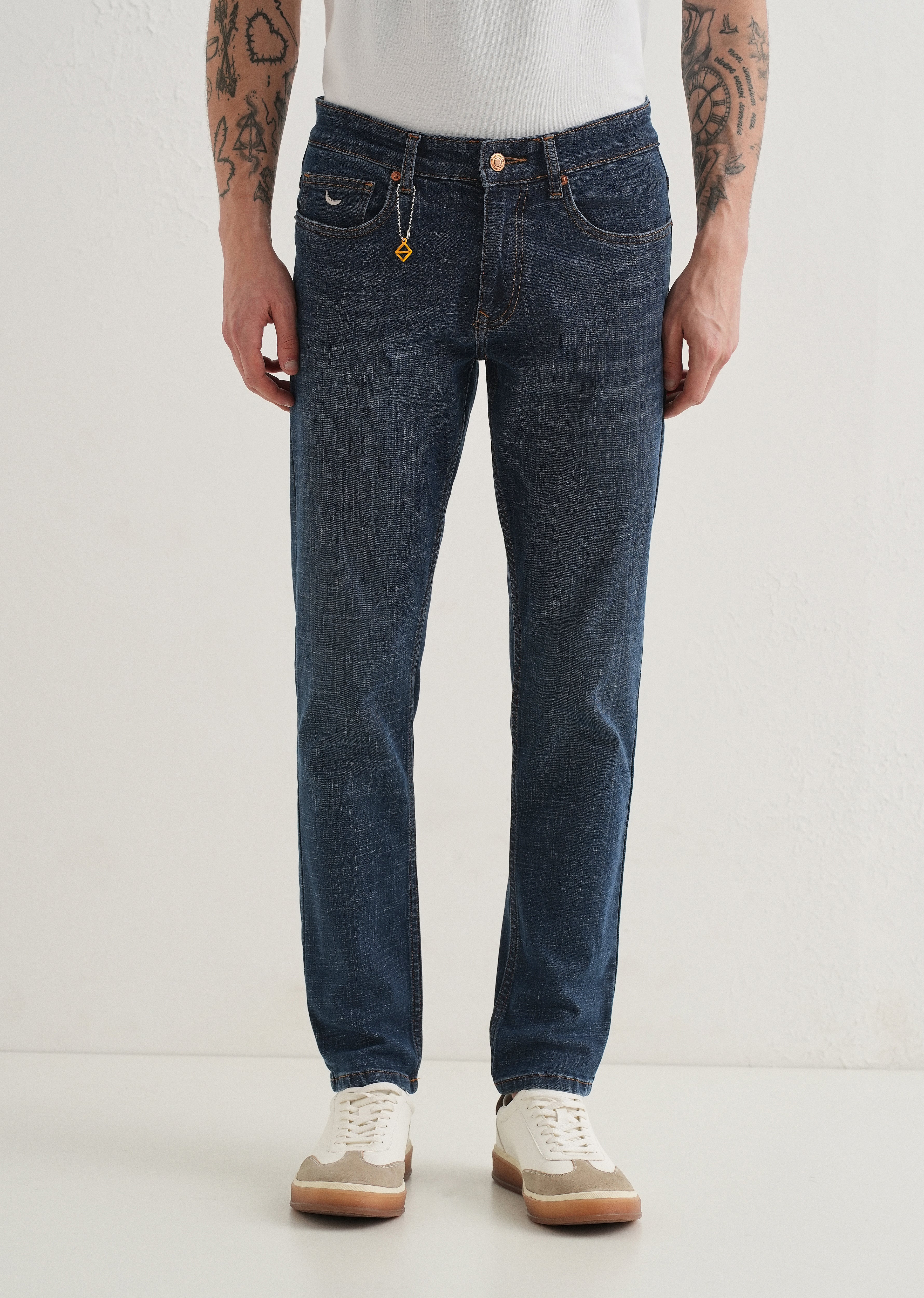 Washed Blue Slim Fit Ankle Length Jeans
