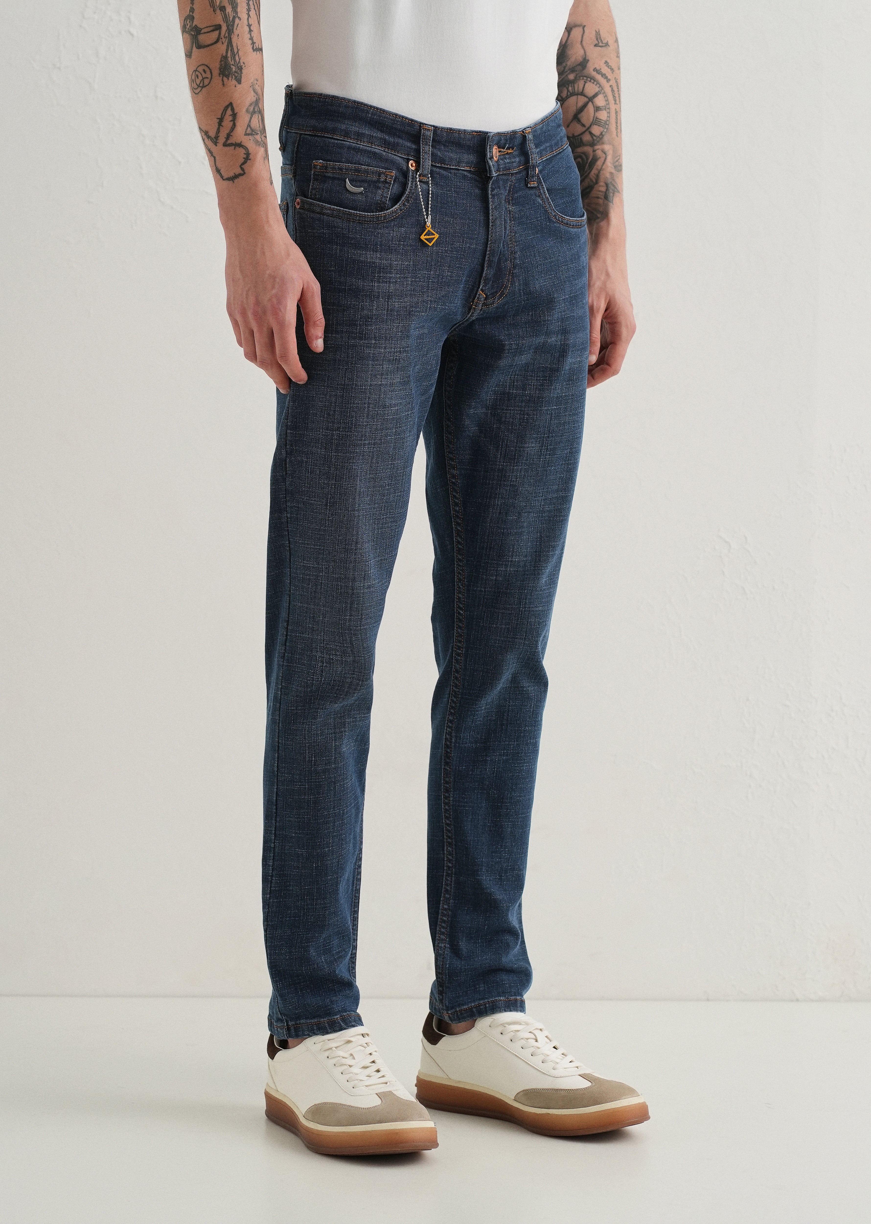 Washed Blue Slim Fit Ankle Length Jeans