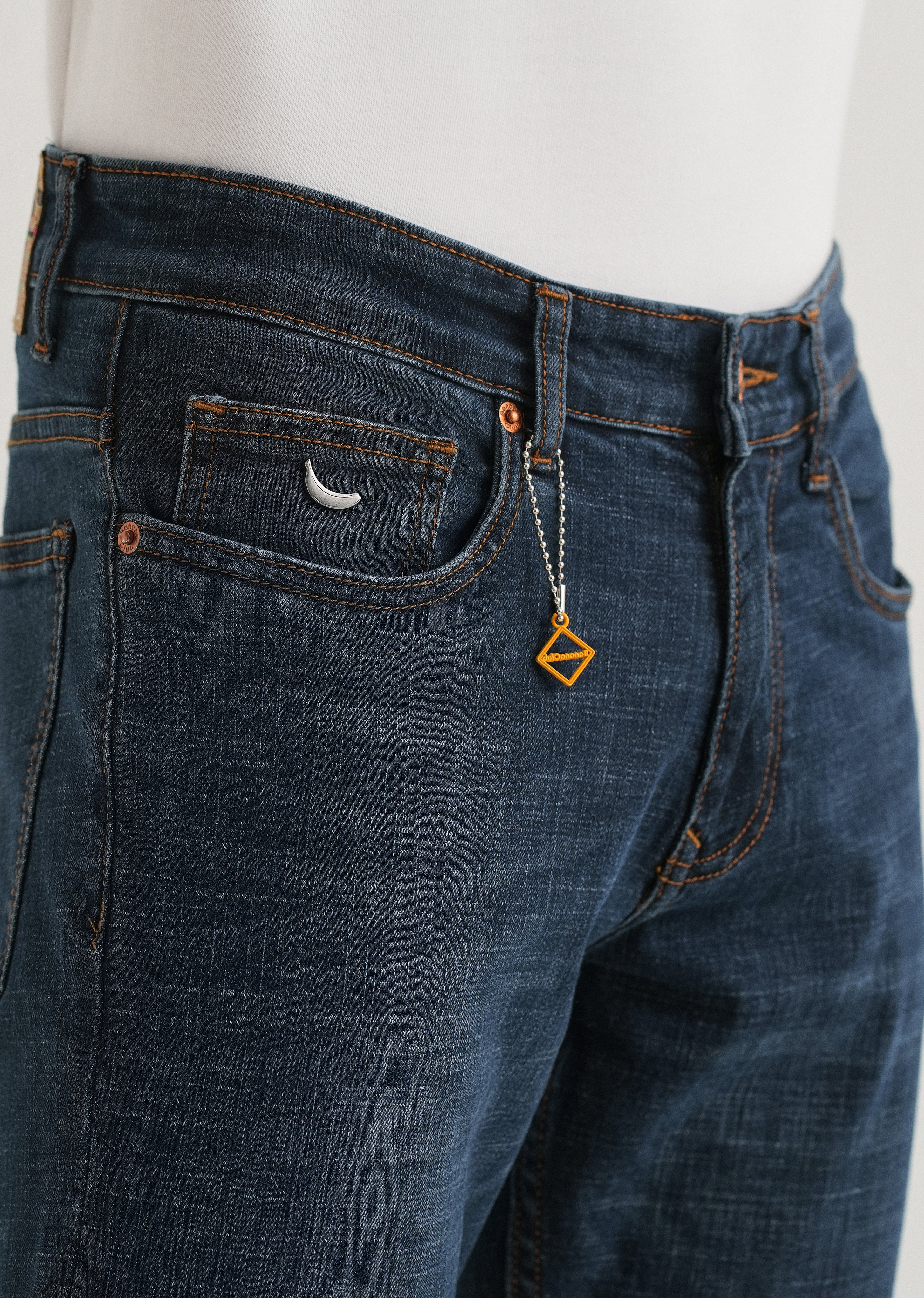 Washed Blue Slim Fit Ankle Length Jeans