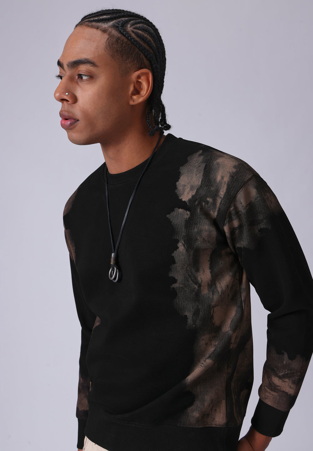 Waved Black Sweatshirt