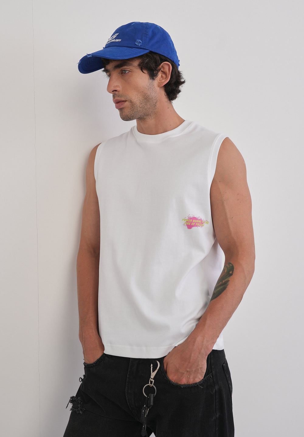 White Aura Flow Tank