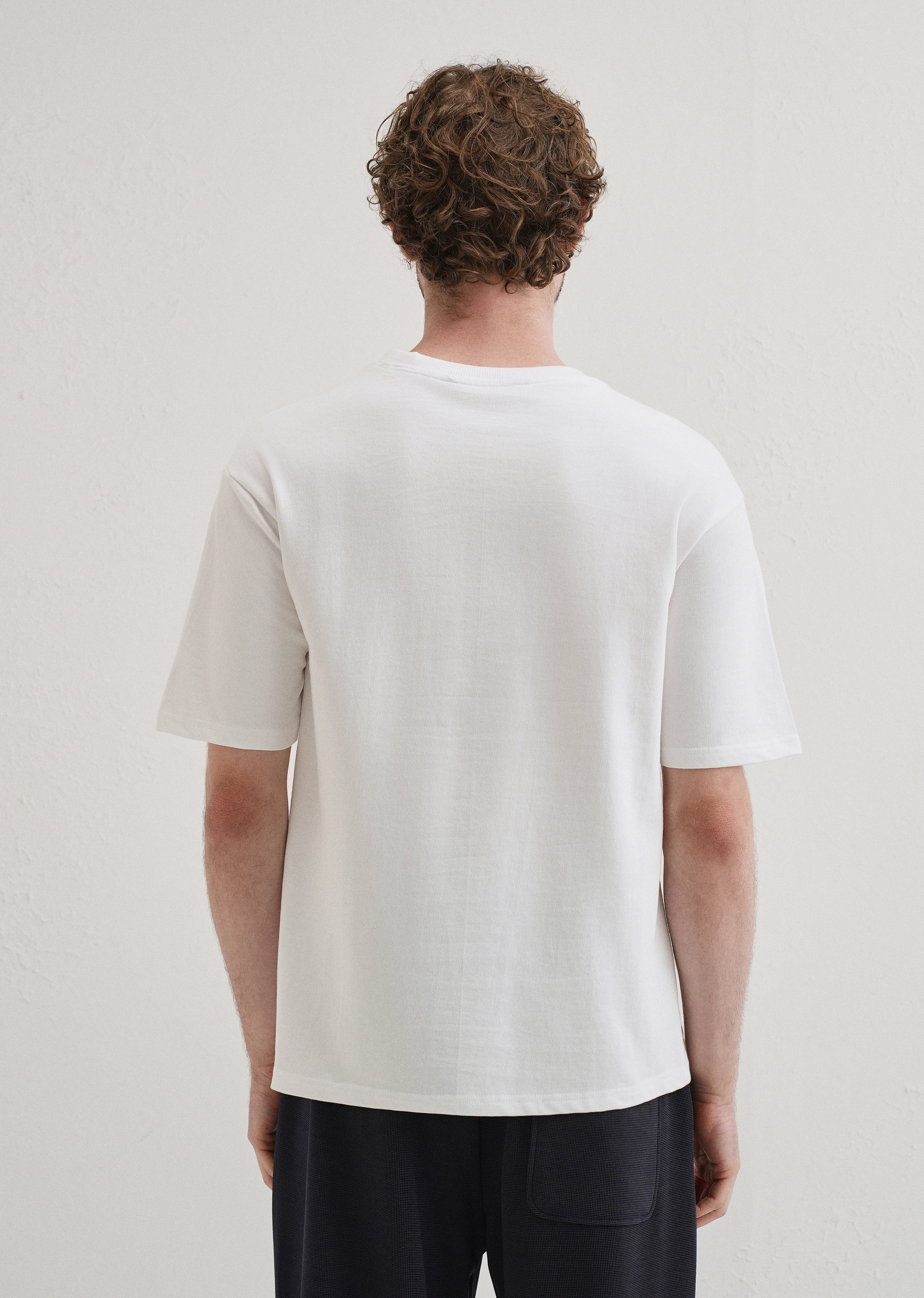 White Basic Relaxed Fit T-shirt