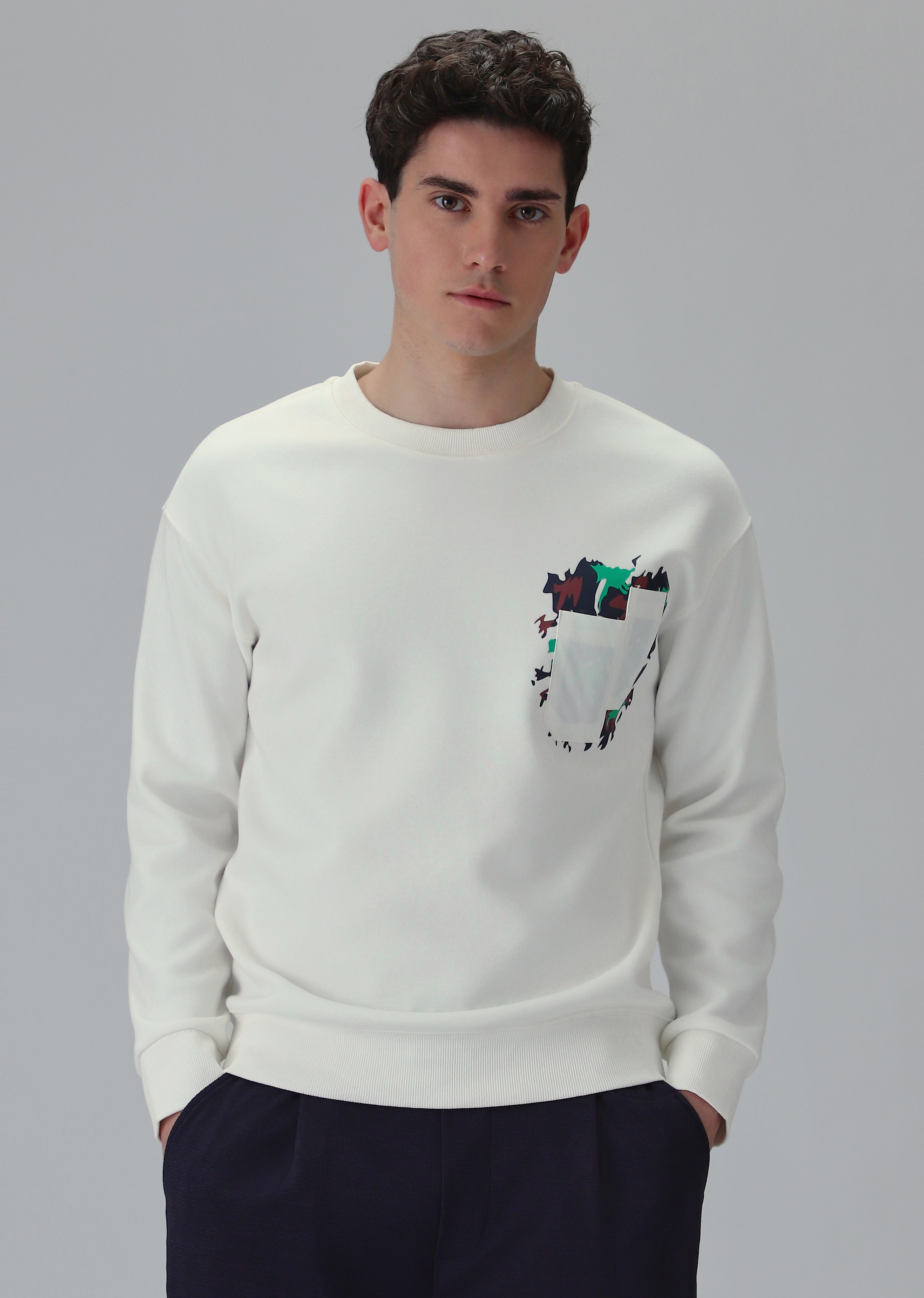 White Graphic Pocket Sweatshirt