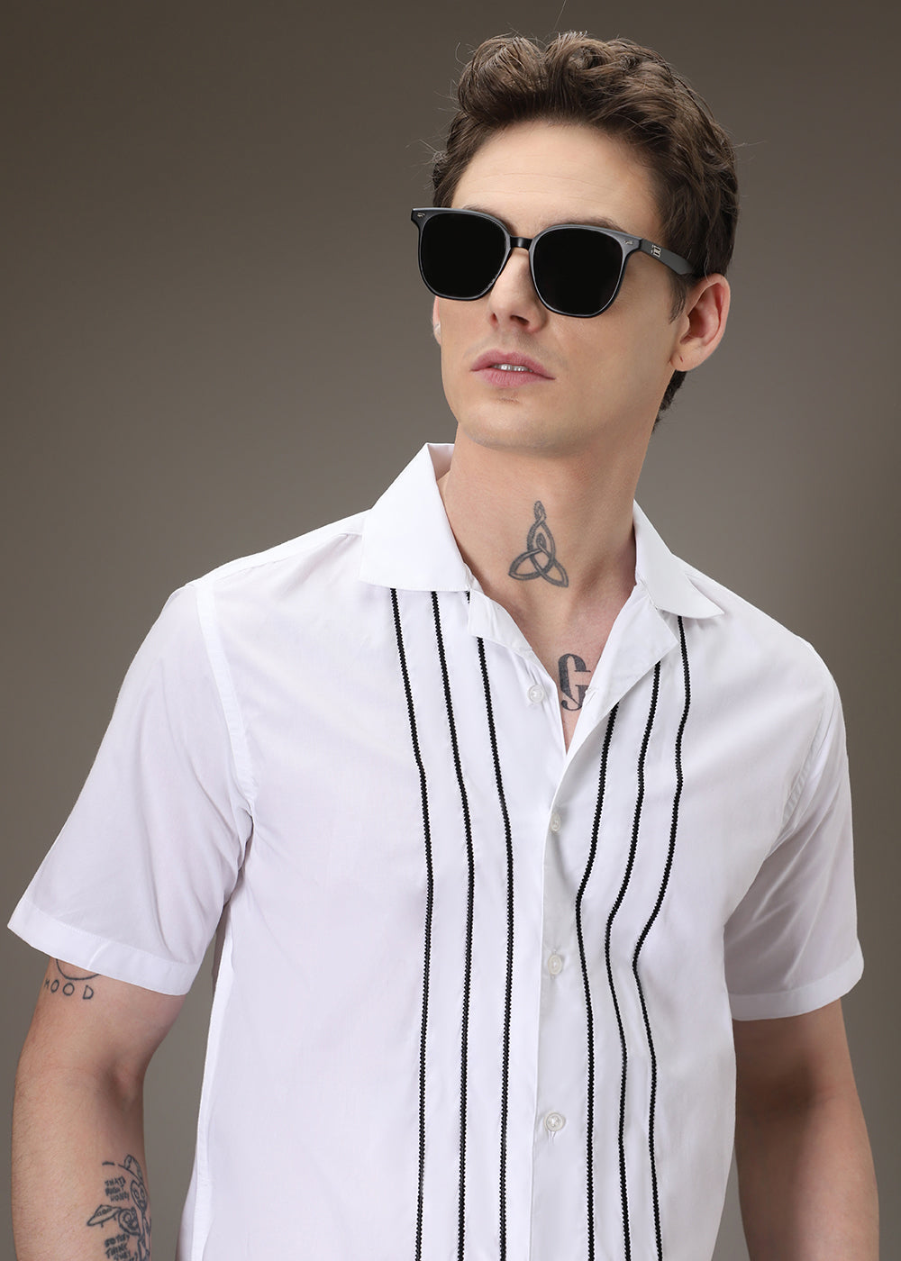 White Line Embroidery Shirt