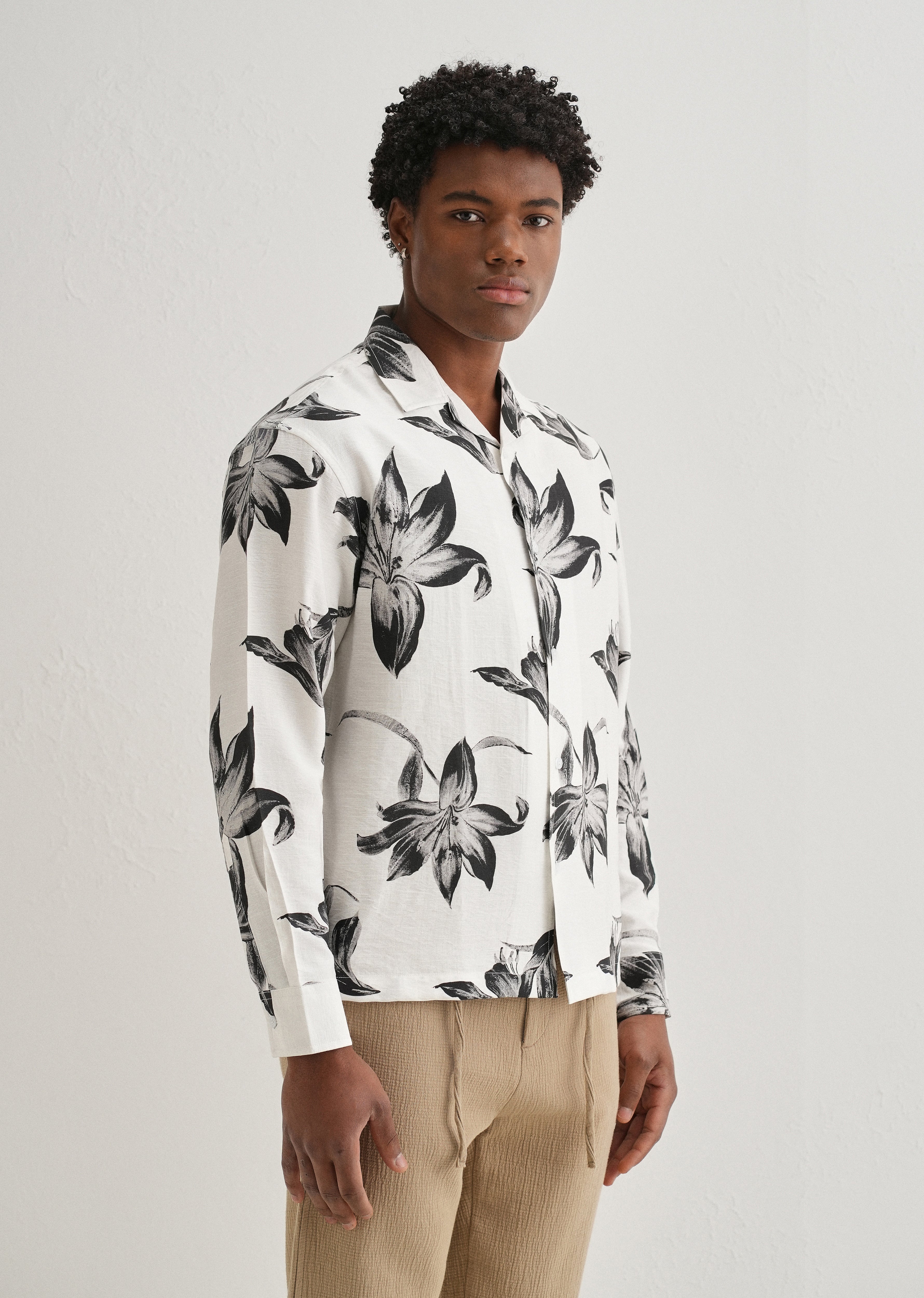 White Monochrome Lily Floral Printed Shirt