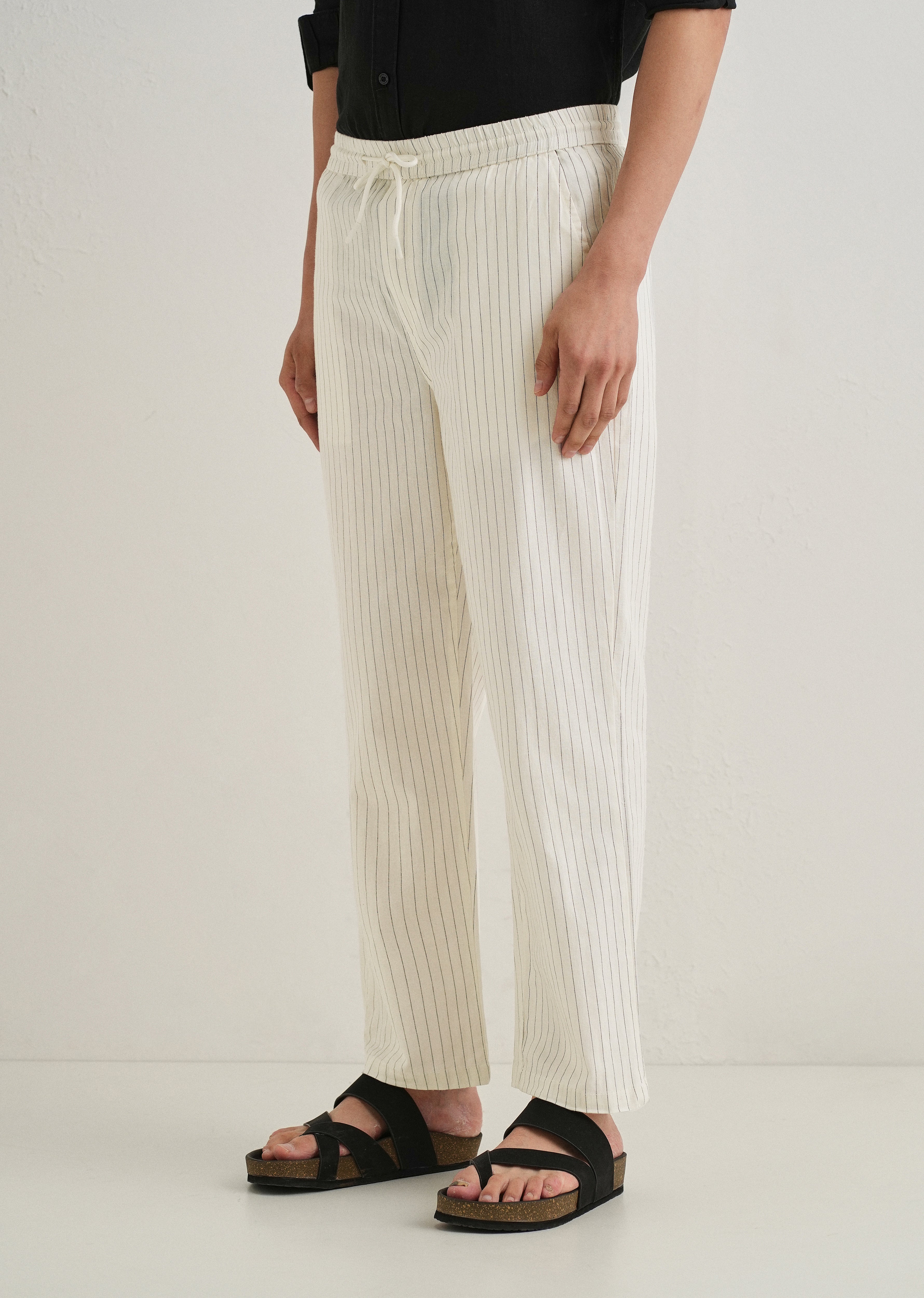 White Pin Cotton Linen Pant