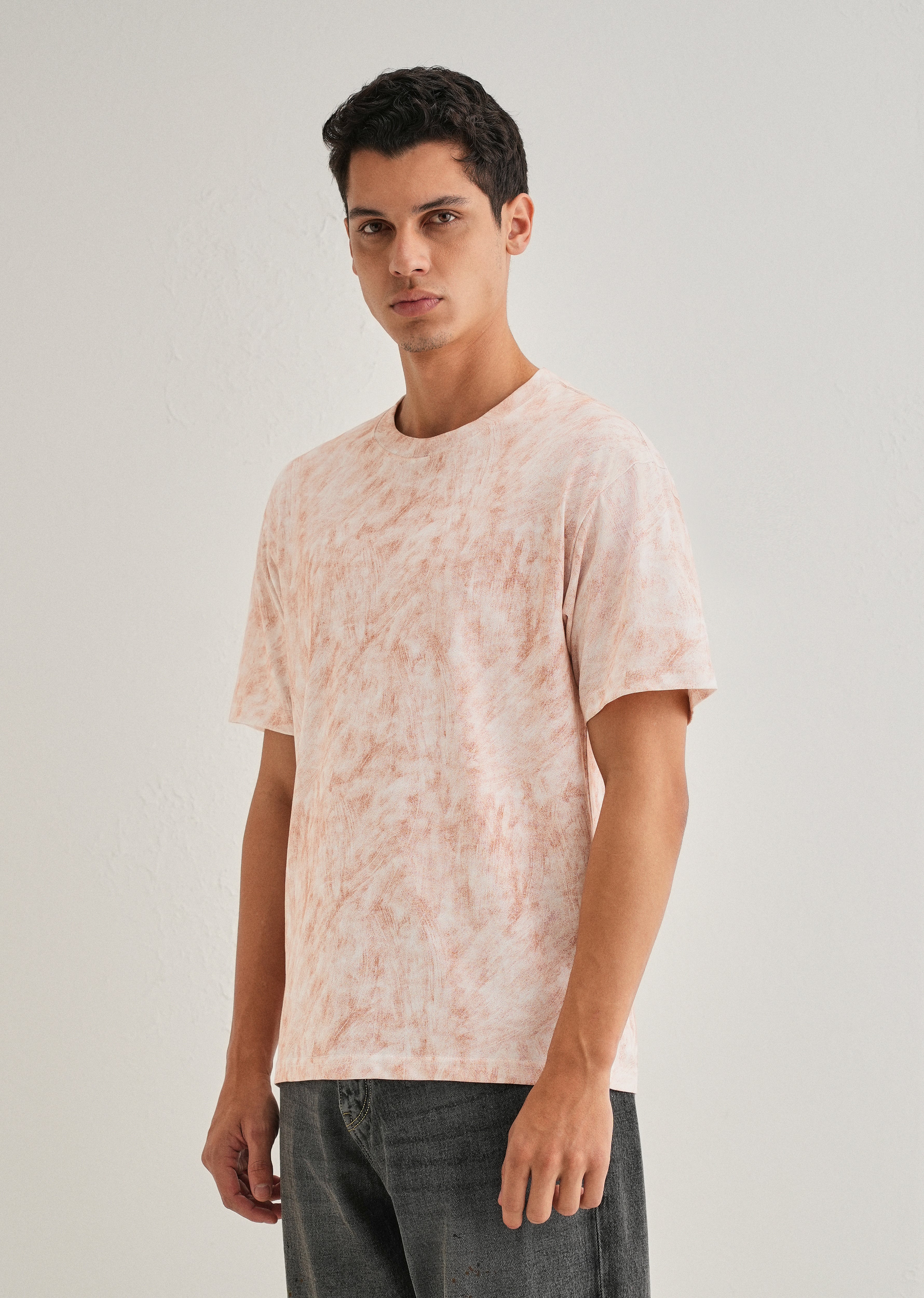 White Red Brushstroke Oversized T-shirt